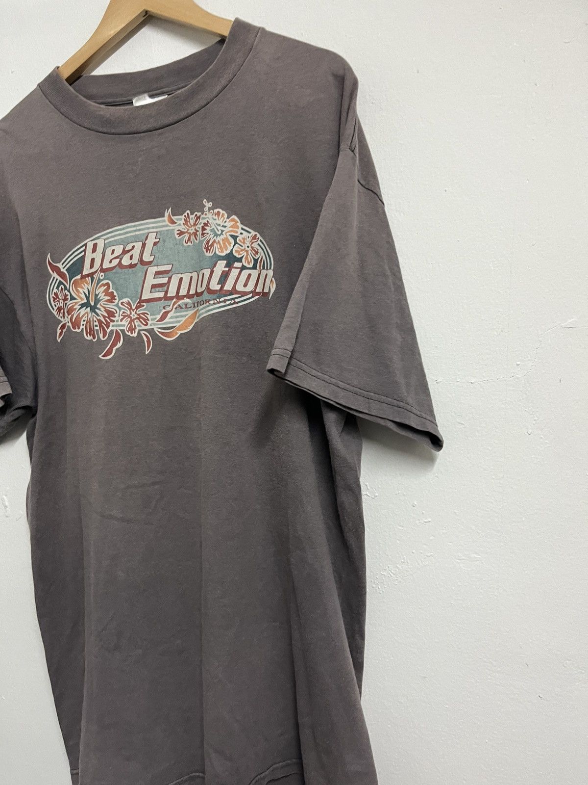 Sun Surf 💥Offer💥 Vintage Beat Emotion California Surf T Shirts Size US XL / EU 56 / 4 - 3 Thumbnail