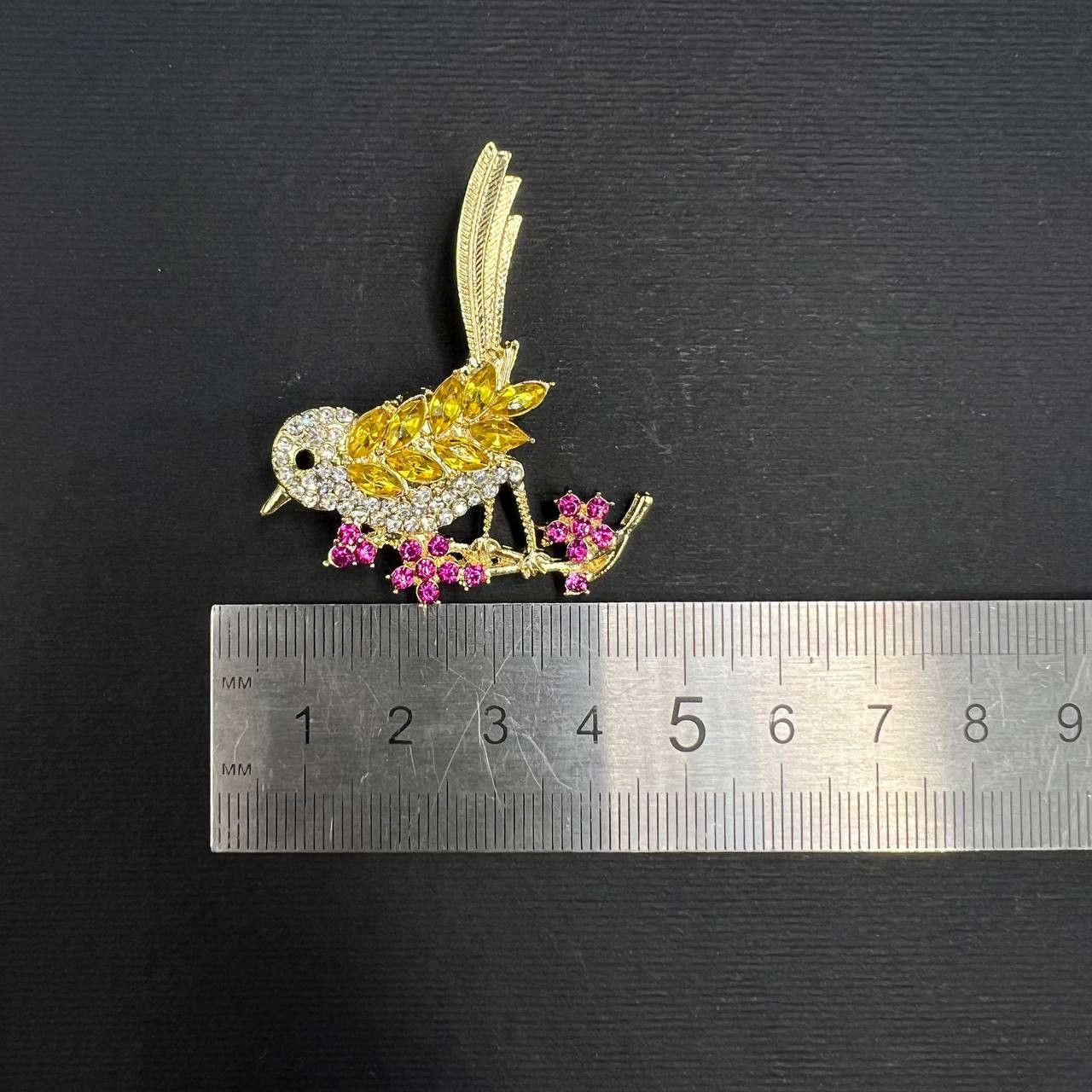 Vintage Bird Brooch Yellow Rhinestone Pin Pink Flower Nature Size ONE SIZE - 5 Thumbnail