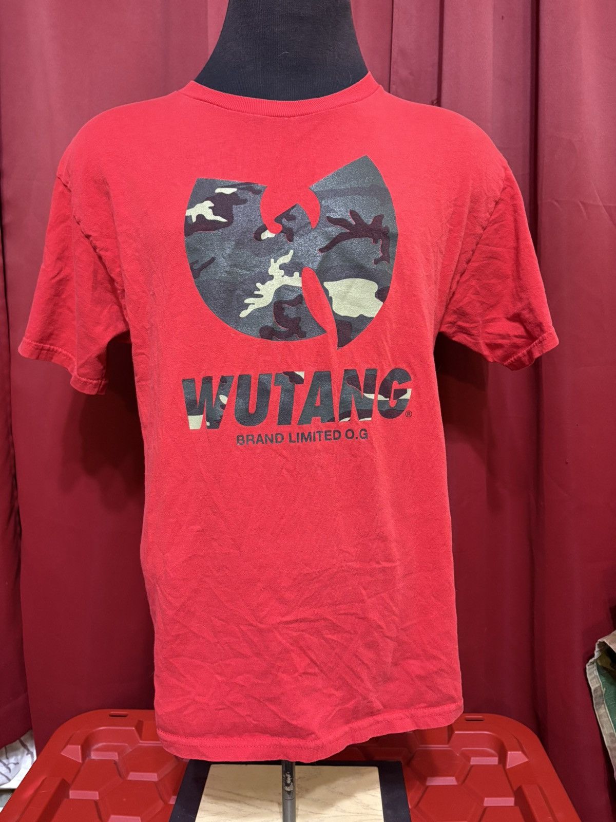Disney × Rap Tees × Wu-Tang Clan Wu Tang Clan Mickey Mouse Hands T
