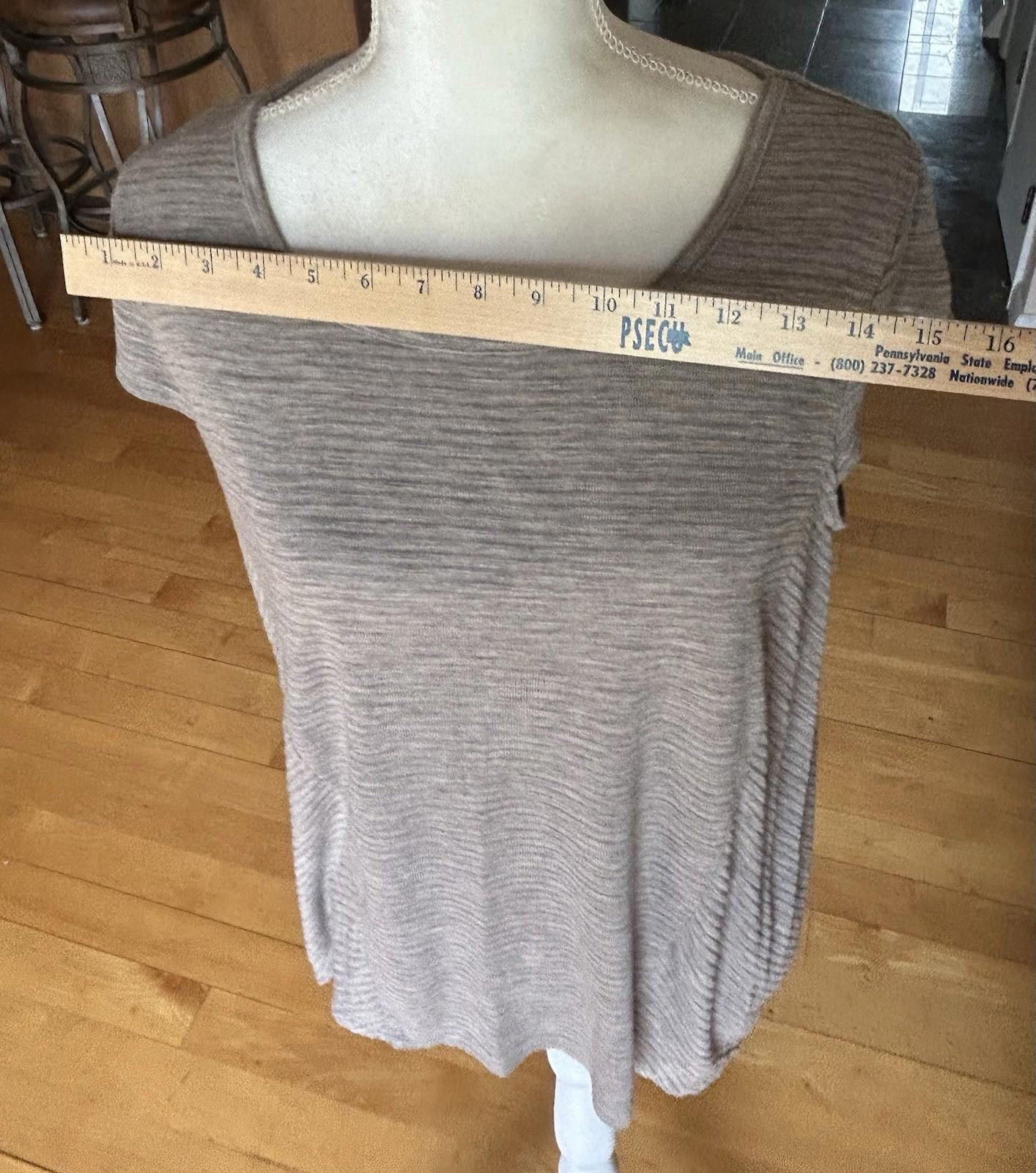 Massimo Osti Mossimo Textured Taupe Rayon Blend Top Shirt L Size L / US 10 / IT 46 - 5 Thumbnail