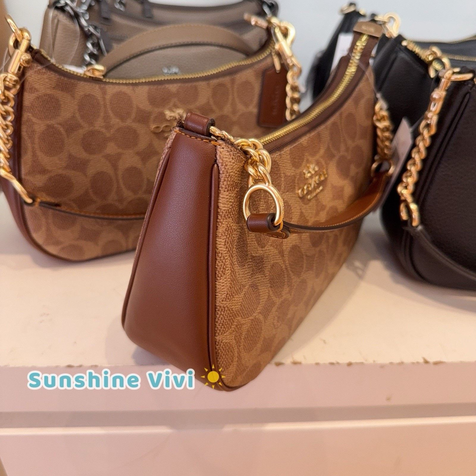 Coach NWT Bundle Coach Teri CV933 & CW854 Wristlet & CW870 ID Case Size ONE SIZE - 6 Thumbnail