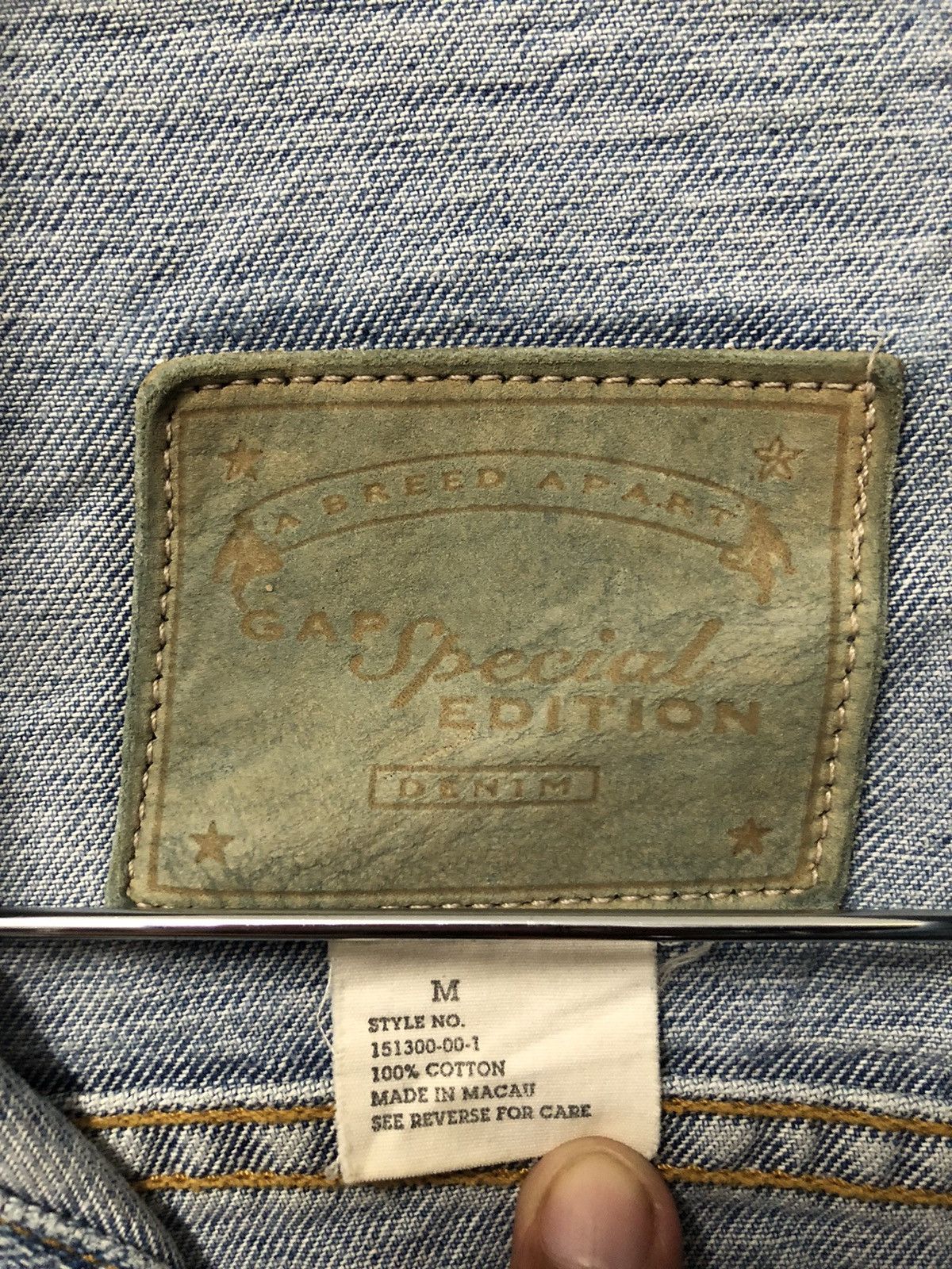 Gap Vintage Gap Special Edition Indigo Denim Jacket Jeans Size US M / EU 48-50 / 2 - 11 Thumbnail