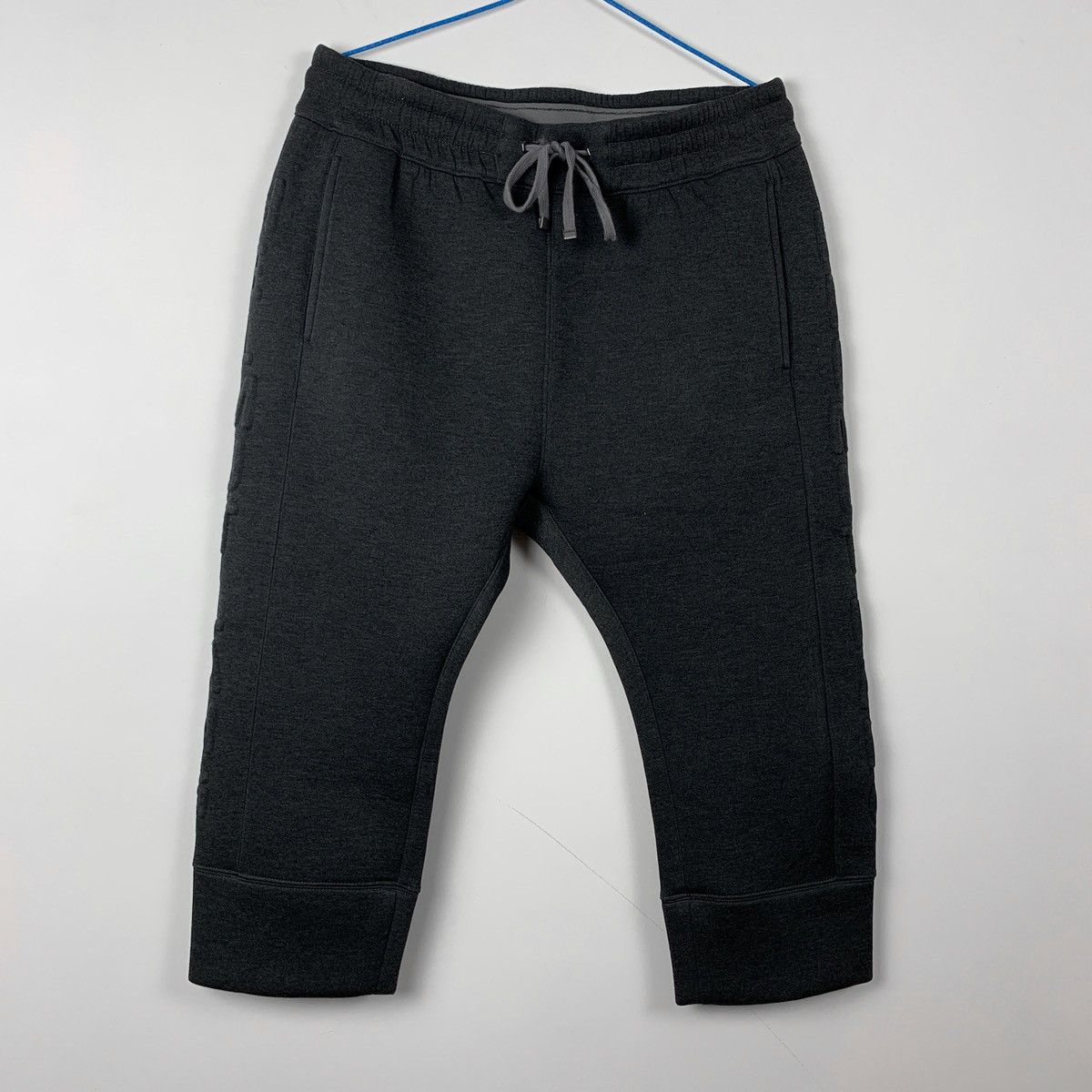 Helmut Lang Helmut Lang 3D Logo Cropp Jogger Size US 32 / EU 48 - 1 Thumbnail