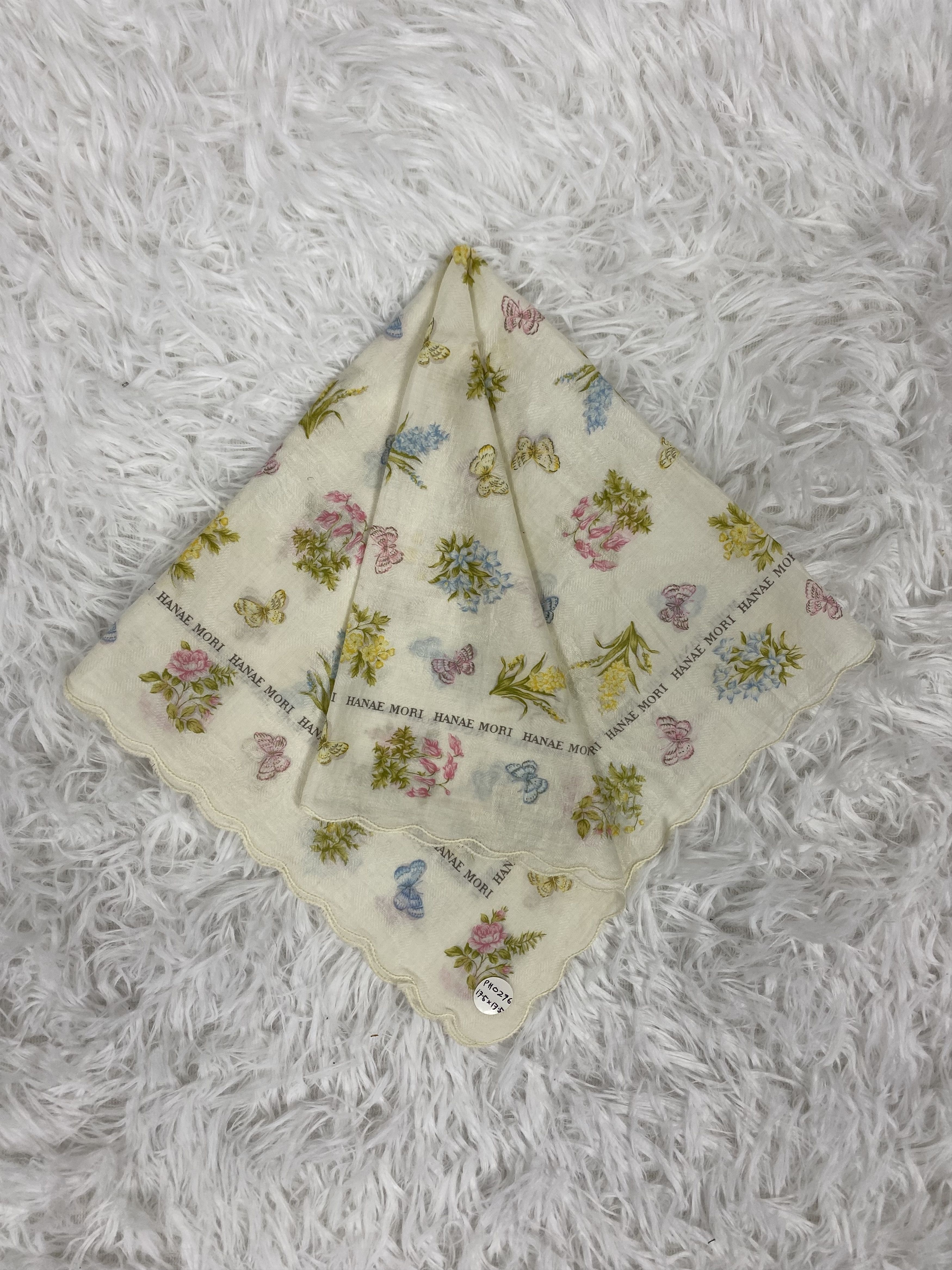 Hanae Mori Vintage Hanae Mori Handkerchief Neckerchief PH0276 Size ONE SIZE - 1 Thumbnail