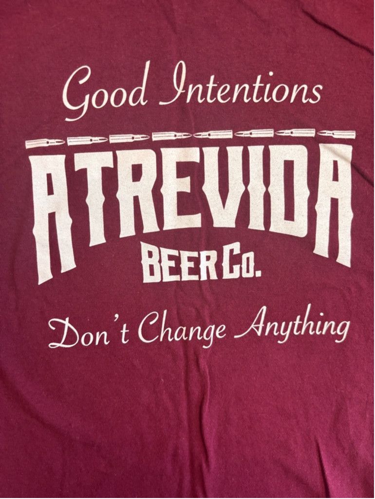 Gildan Men's Gildan T-Shirt Size L Maroon Atrevida Beer Co. Size US L / EU 52-54 / 3 - 6 Thumbnail