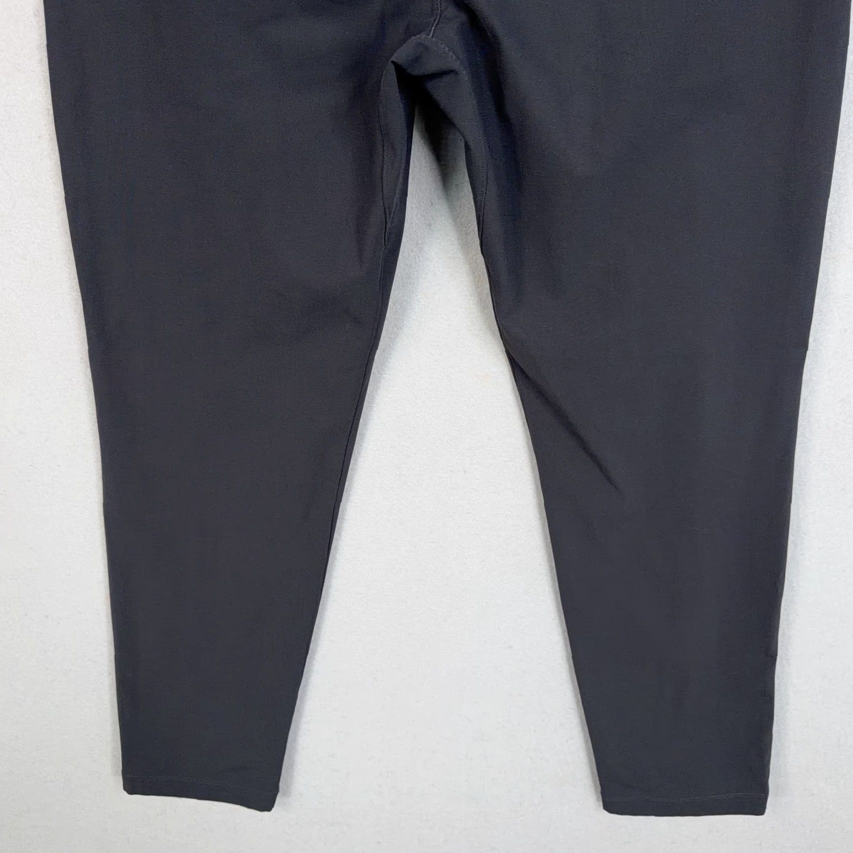 Lululemon Lululemon Pants Mens 34 ABC Slim Fit Tech Chino Golf Stretch Grey Size US 34 / EU 50 - 6 Thumbnail