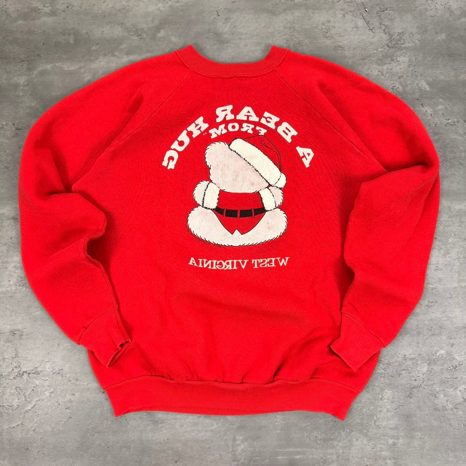 Vintage Vintage Christmas Red Bear Hug From West Virginia Sweatshirt Size US XL / EU 56 / 4 - 4 Thumbnail