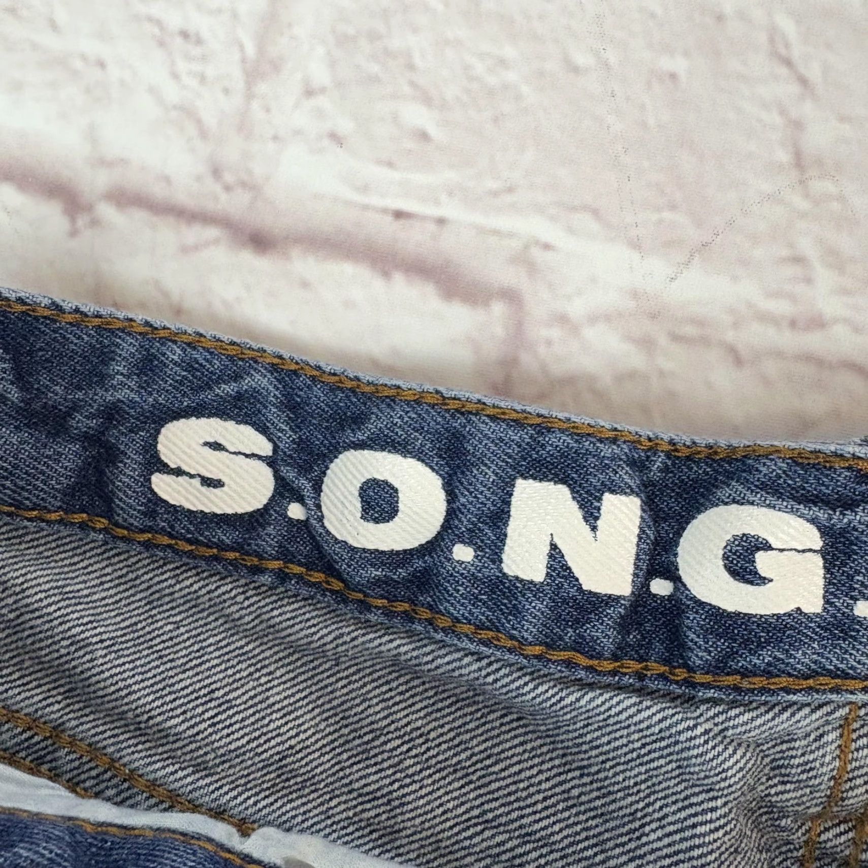 Vintage S.O.N.G. Shorts Juniors 9 Blue Super High Rise Distressed Cutoff Frayed Hem Size 30" / US 8 / IT 44 - 5 Thumbnail