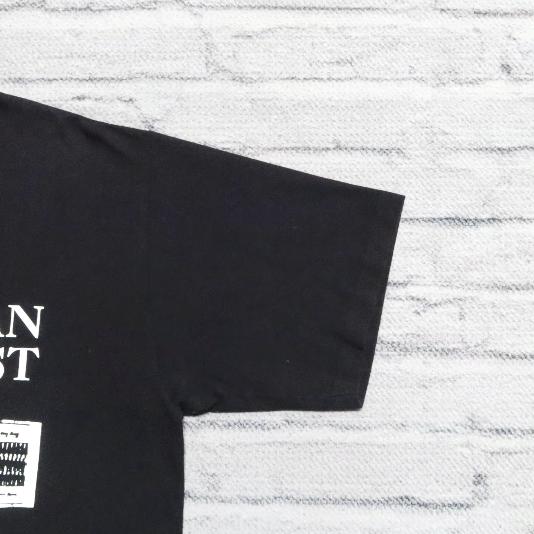 Vintage VINTAGE The African Hellacaust Never Forget Shirt Mens T-Shirt L Black USA Made Size US L / EU 52-54 / 3 - 5 Thumbnail