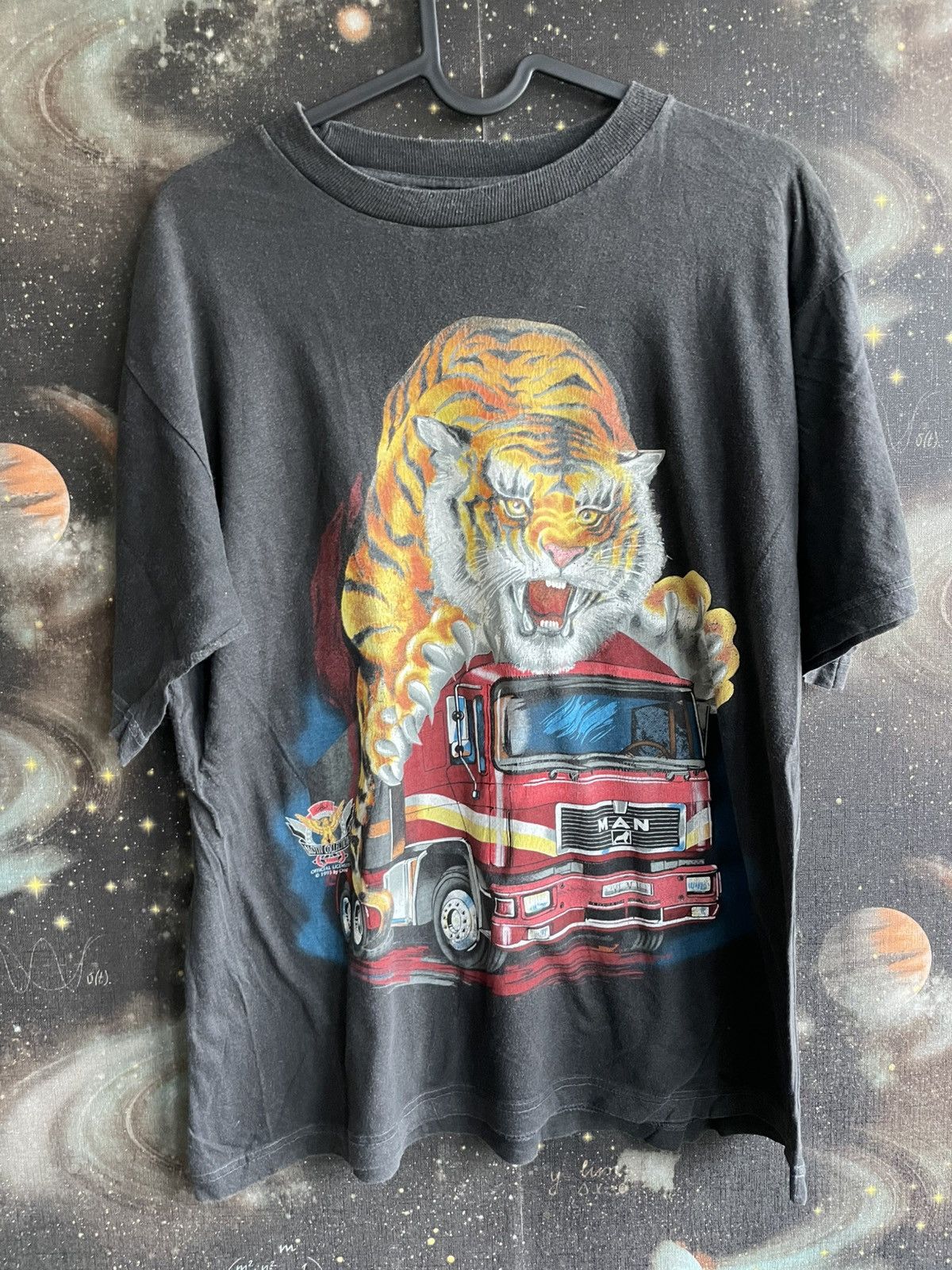 Vintage Vintage 1993 TIGER Trucker Tshirt Faded Black Single Stitch Size US M / EU 48-50 / 2 - 1 Thumbnail