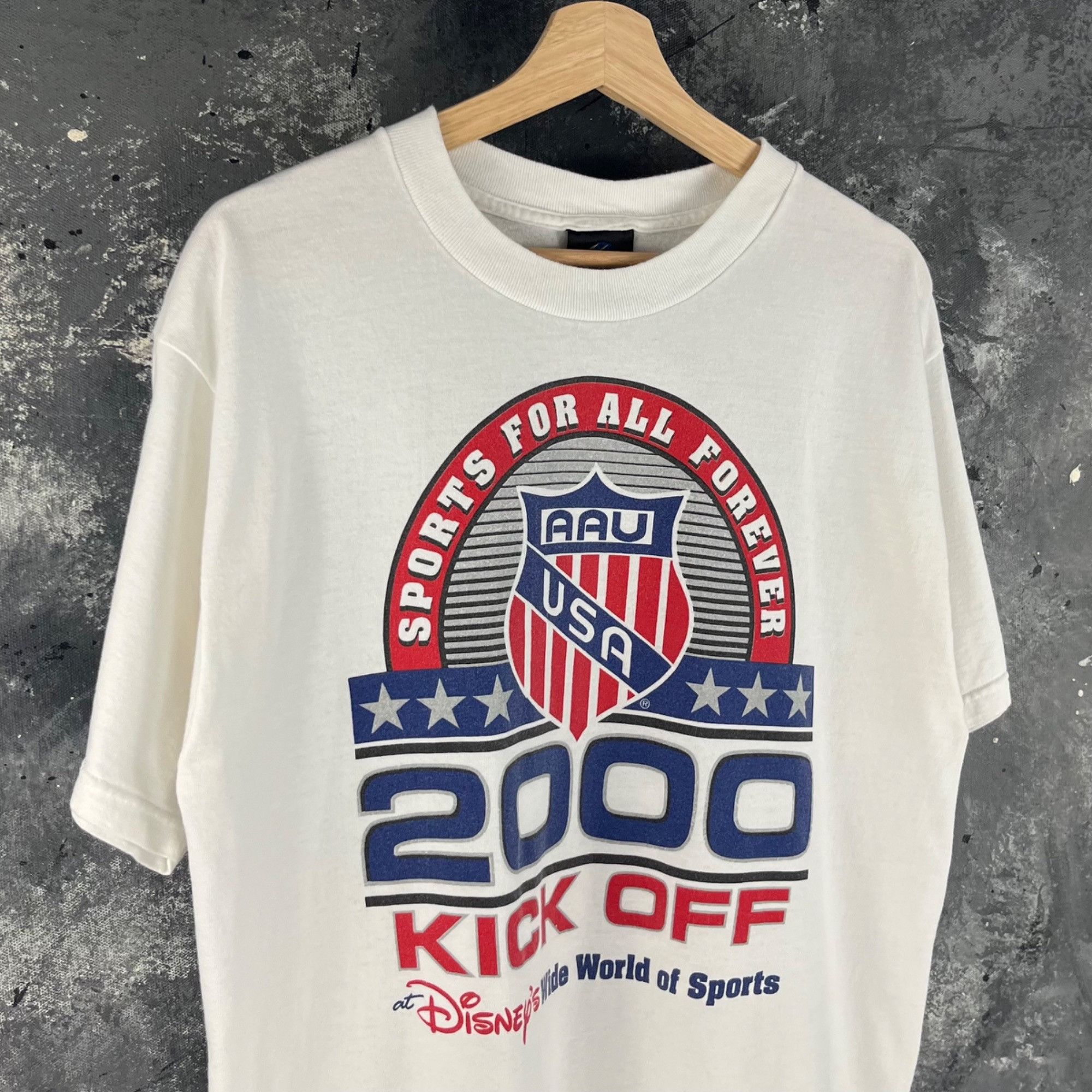 Disney × Vintage Vintage Disney AAU sports shirt Size US L / EU 52-54 / 3 - 2 Thumbnail