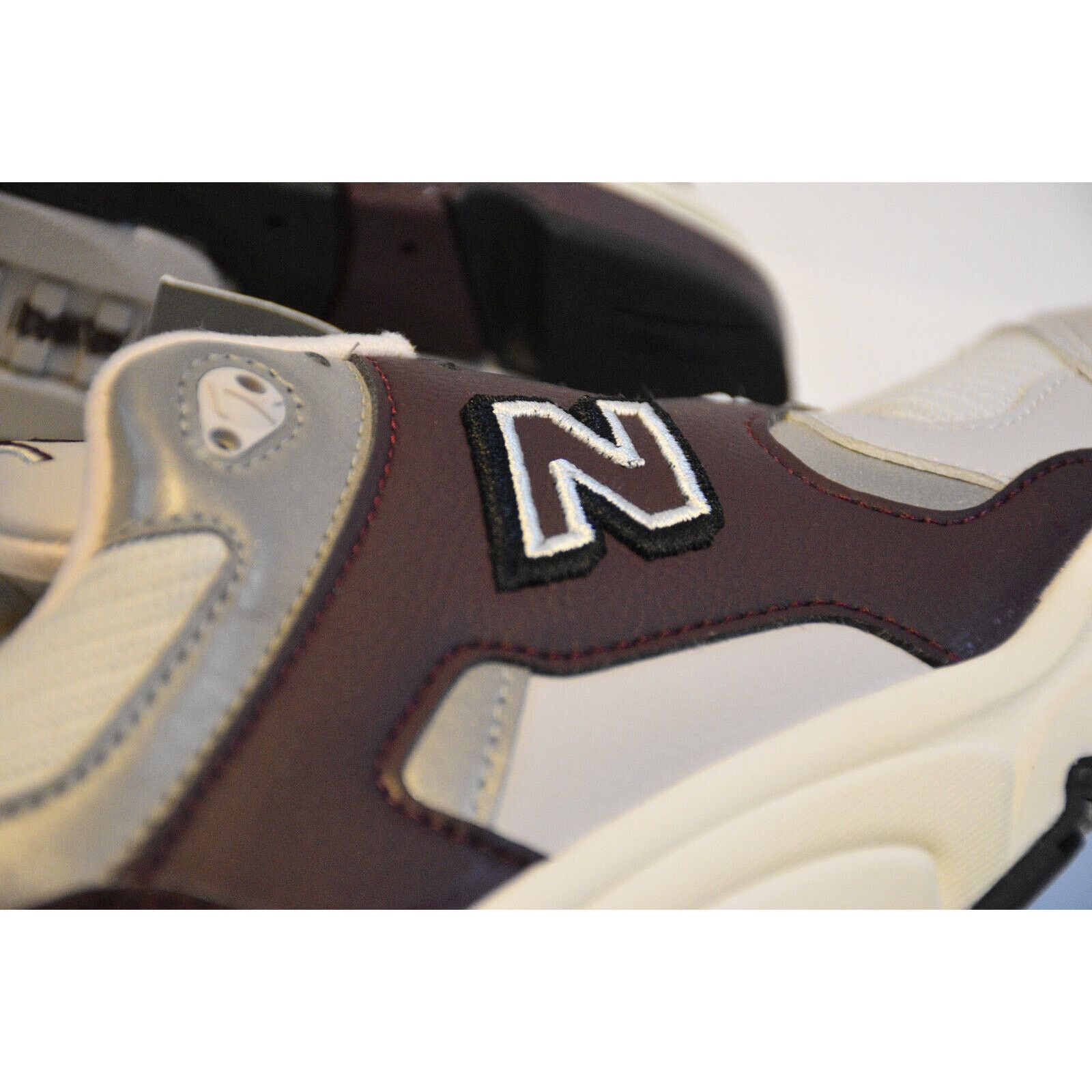 New Balance New Balance 1700 Age of Exploration Red M17000CHT Size 9 USA Size US 9 / EU 42 - 9 Thumbnail