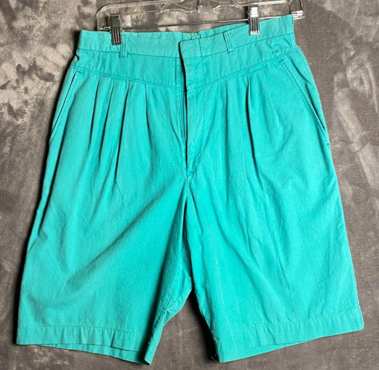 The Unbranded Brand 90s Shorts Womens Mint Pleated Y2K High Rise Mom Short (B17) Size 36" / US 14 / IT 50 - 1 Thumbnail