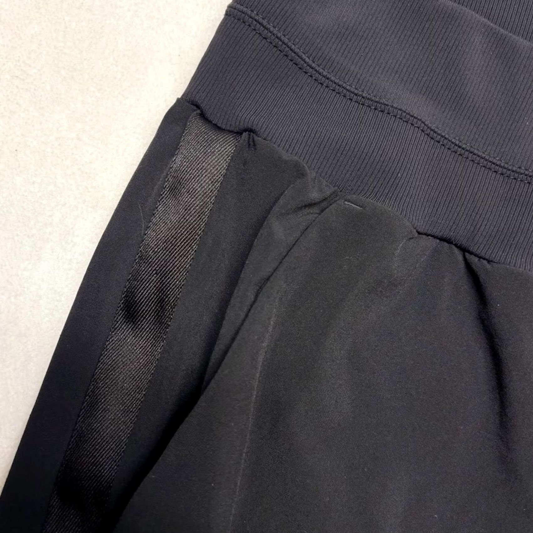 Athleta VINTAGE? No. Size 42" / US 20 - 5 Thumbnail