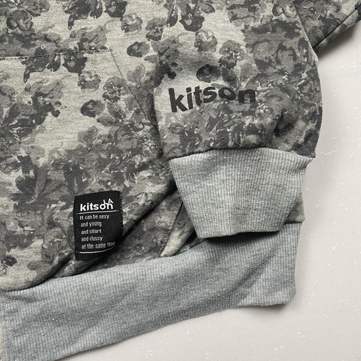 Japanese Brand Kitson LA Floral Cropped Boxy Zip Up Size L / US 10 / IT 46 - 2 Thumbnail