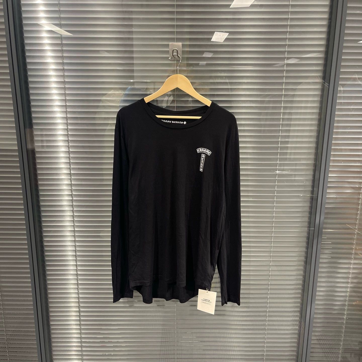 Chrome Hearts Chrome Hearts Classic Kylin Arm Horseshoe Longsleeve XL Size US XL / EU 56 / 4 - 2 Thumbnail