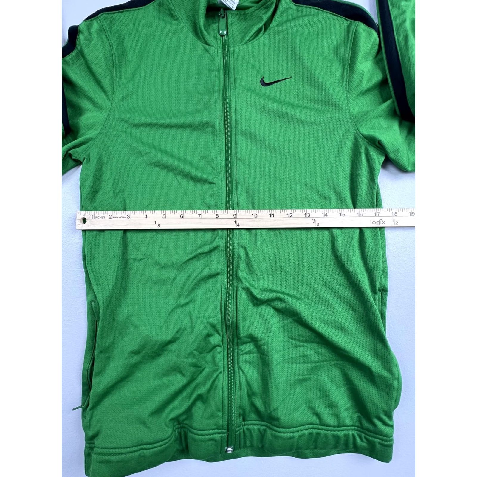 Nike Nike Track Jacket Mens M Green Striped Full Zip Stand Collar Lightweight Breathable Athletic Activewear Regular Fit Jacket Mens Boys Womens Size US M / EU 48-50 / 2 - 4 Thumbnail