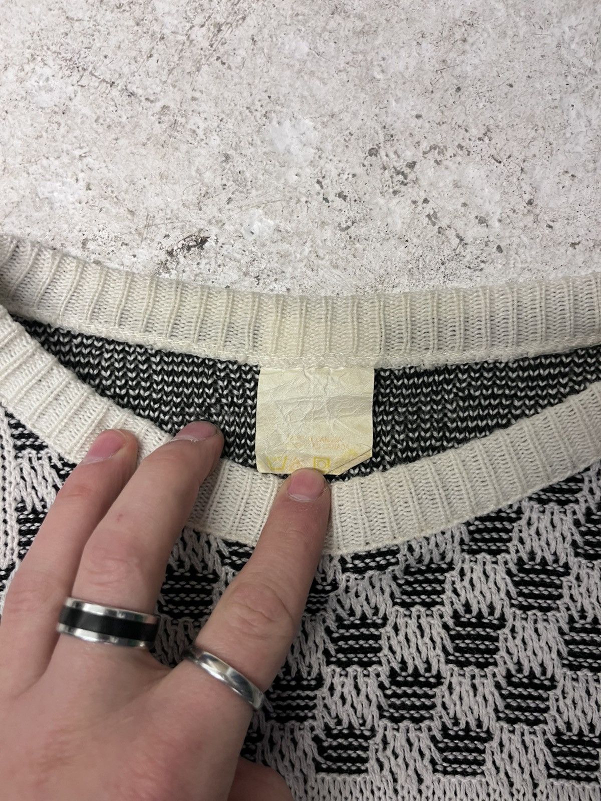 Vintage Vintage black and white knit sweater Size US L / EU 52-54 / 3 - 3 Thumbnail