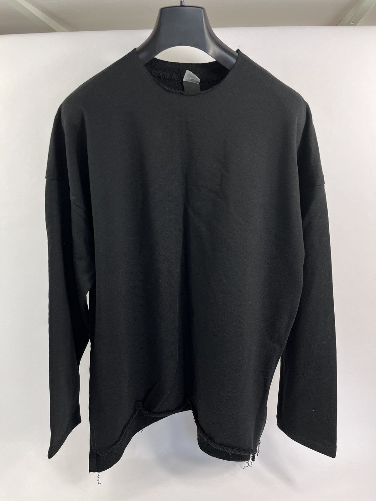 The Viridi-anne SIDE ZIP JUMPER Size US XL / EU 56 / 4 - 1 Thumbnail