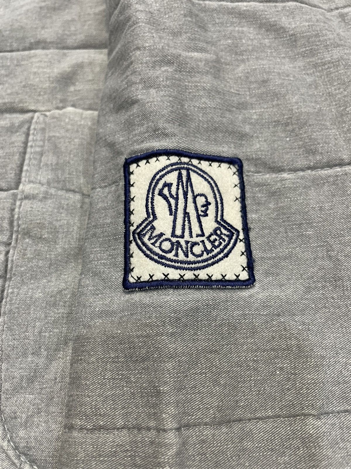 Moncler Vintage Moncler Camme Bleu Distressed Down Shirt Jacket Size US M / EU 48-50 / 2 - 10 Thumbnail