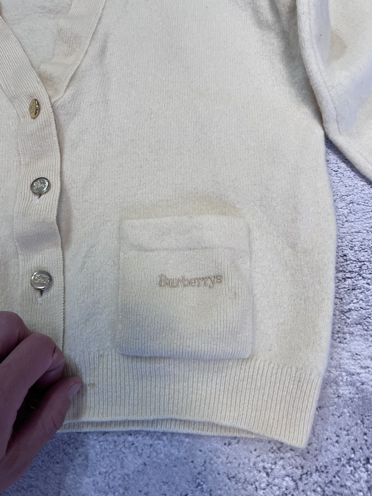 Burberry Burberrys Lambswool Cardigan Vintage Size 40 Logo Buttons Size S / US 4 / IT 40 - 5 Thumbnail