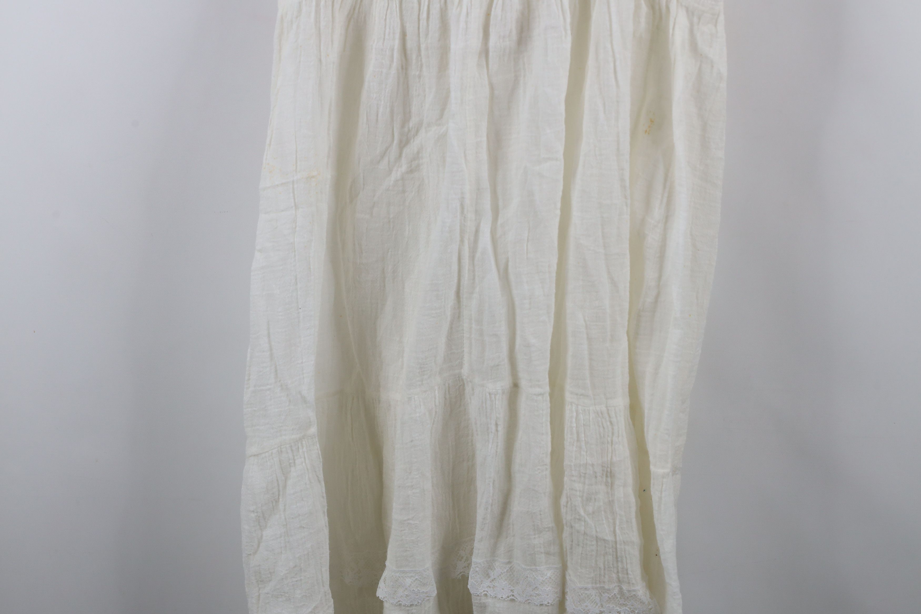 Vintage Vintage 60s 70s Prairie Farmhouse Gauzy Cotton Lace Dress Size XXL / US 16-18 / IT 52-54 - 16 Thumbnail