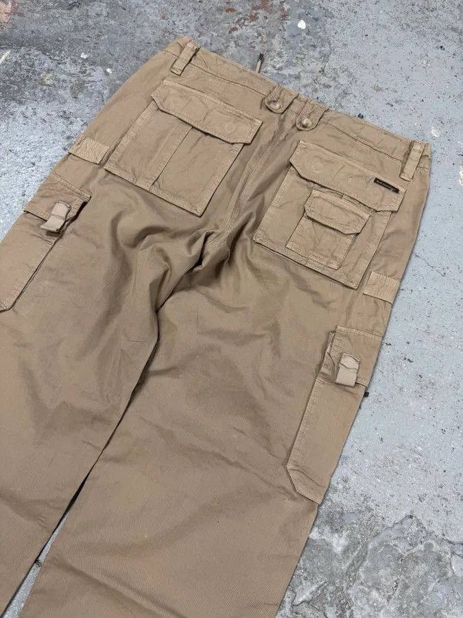 Dolce & Gabbana 2000s Dolce & Gabbana Technical Beige Cargo Pants Size US 37 - 12 Thumbnail
