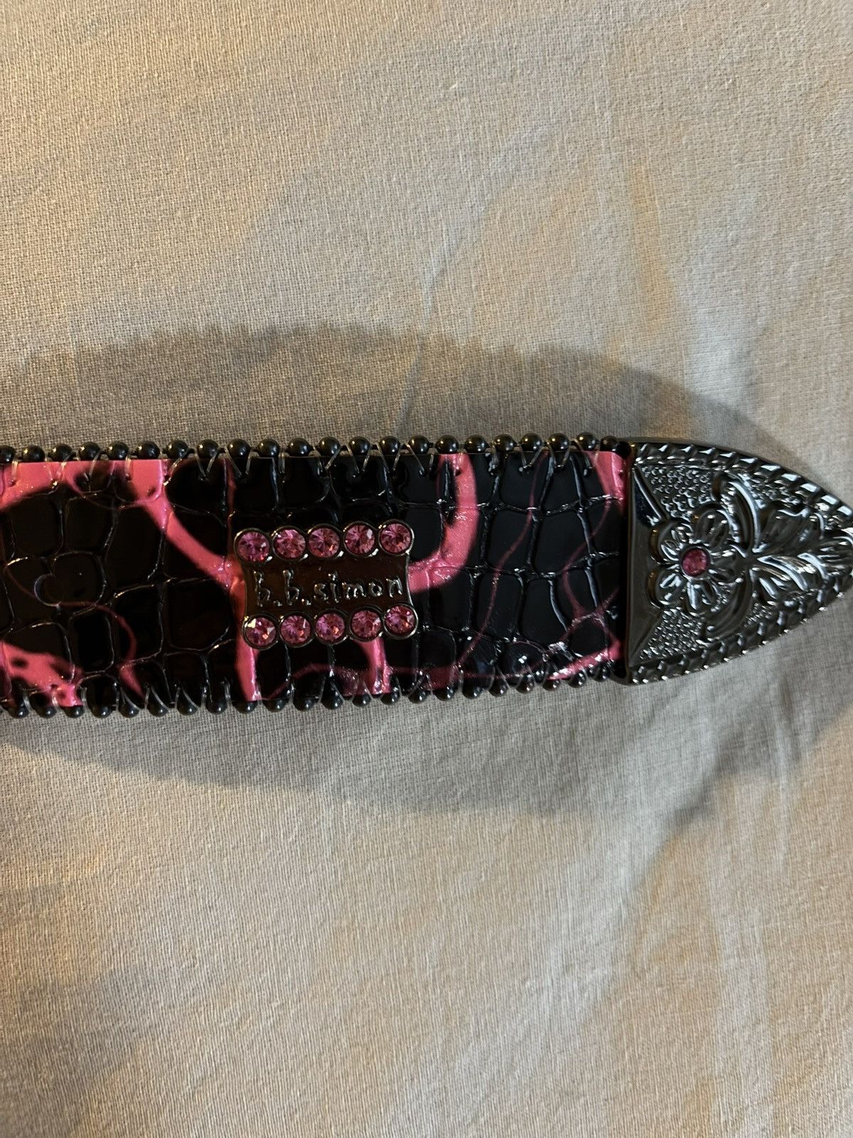 B.B. Simon B.B Simon electric trojan pink Size 34 - 2 Thumbnail