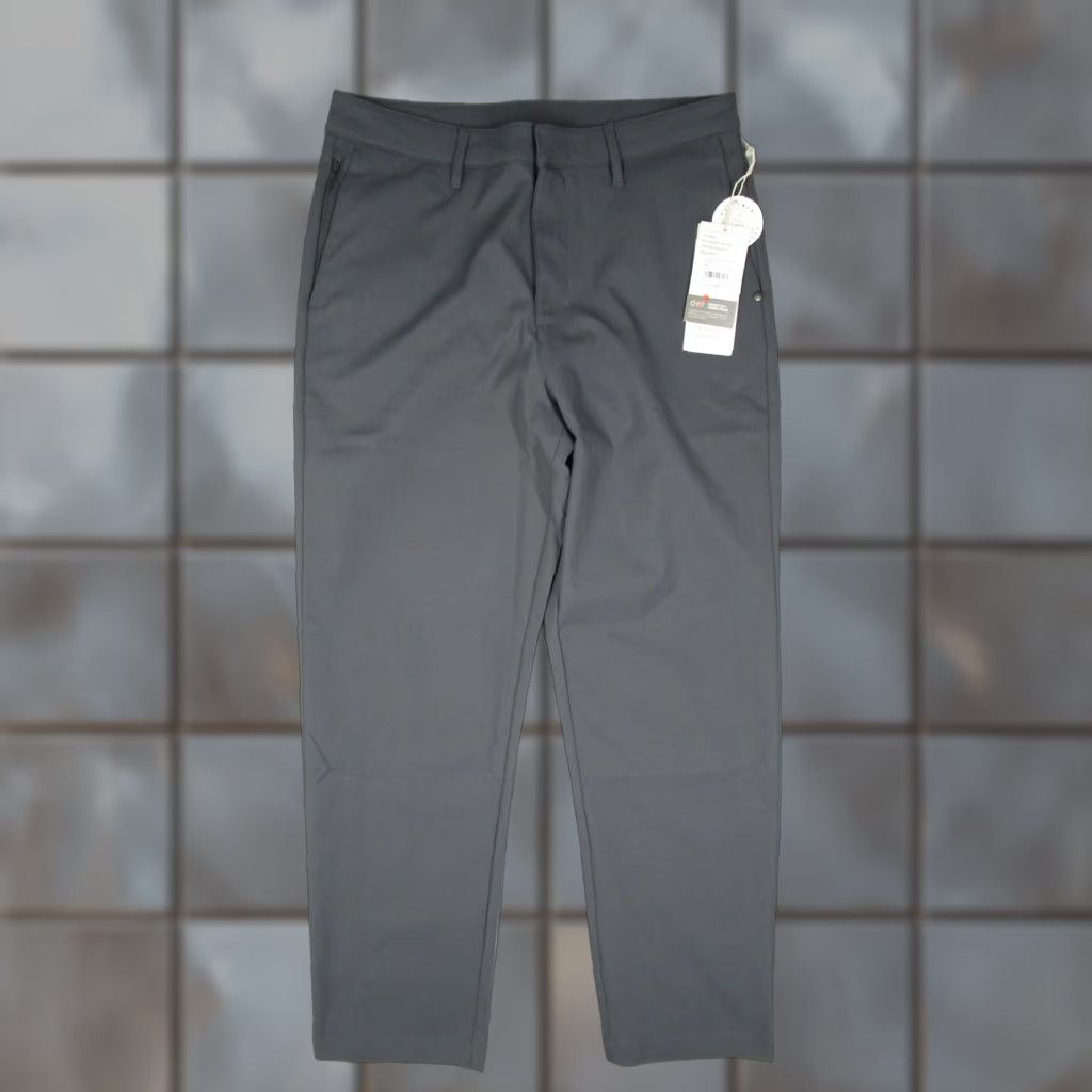 Vuori Vuori Mens Pants 30 Gray Cascade Crinkle Casual Relax V4001 30x29 Chino 5-Pocket Design Logo Modern Regular Mens Slim Tapered Office Casual Gray Size US 30 / EU 46 - 1 Thumbnail