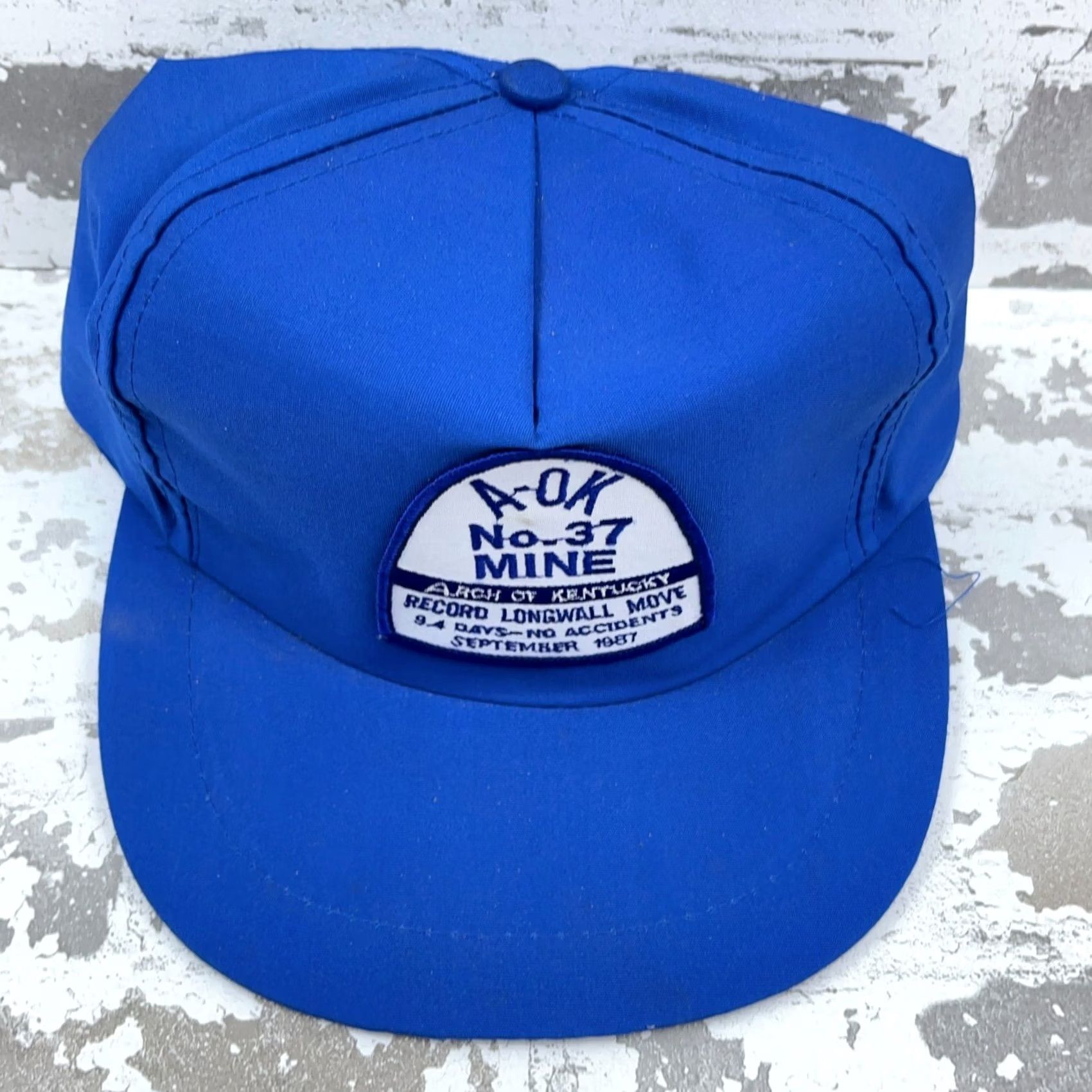 Vintage VINTAGE Coal Mining Trucker Hat Cap 90s Arch Of Kentucky Miner Snap Back Patch Size ONE SIZE - 4 Thumbnail