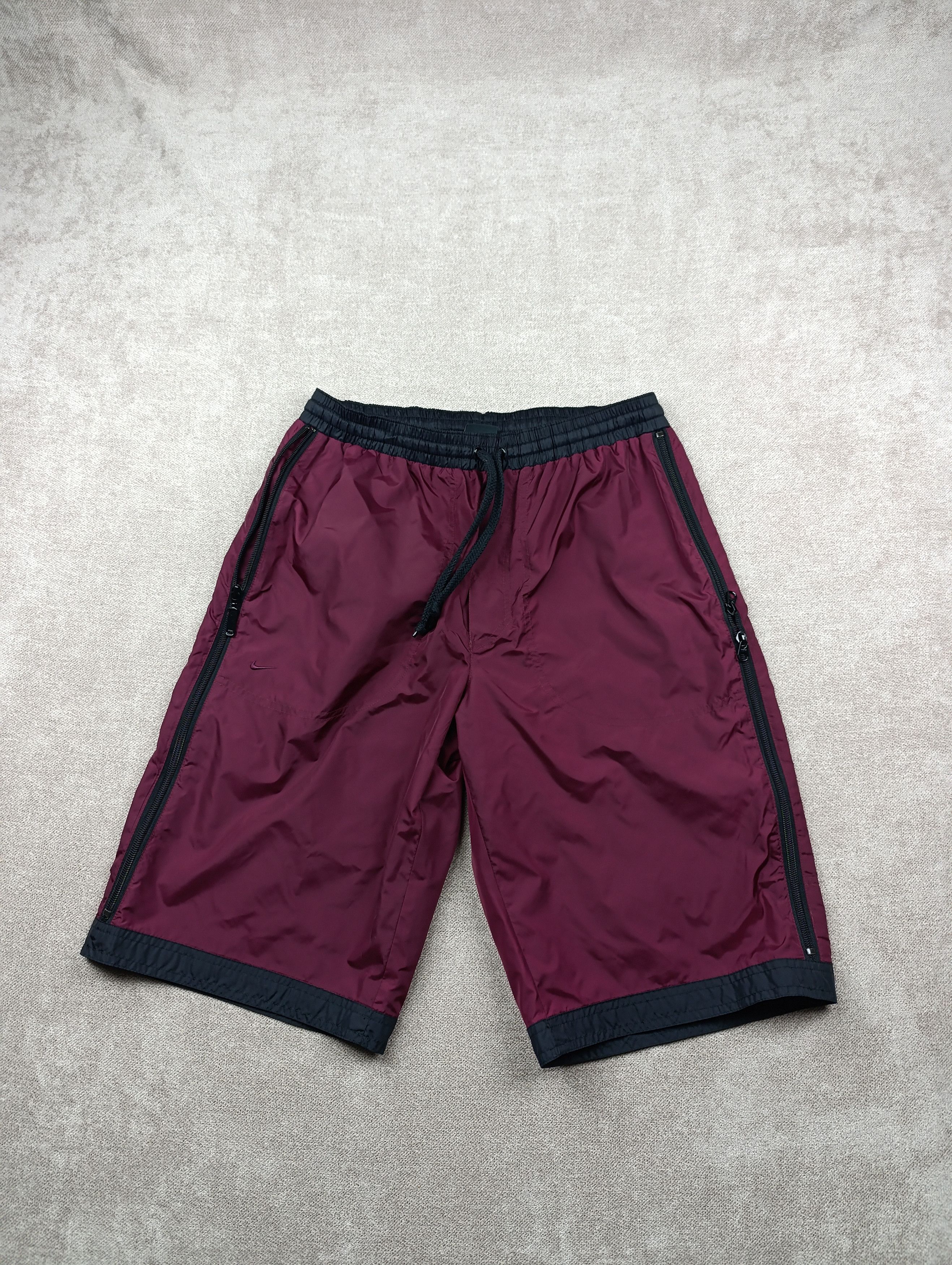 Nike Nike Nylon Mens Vintage Shorts Size US 30 / EU 46 - 1 Thumbnail