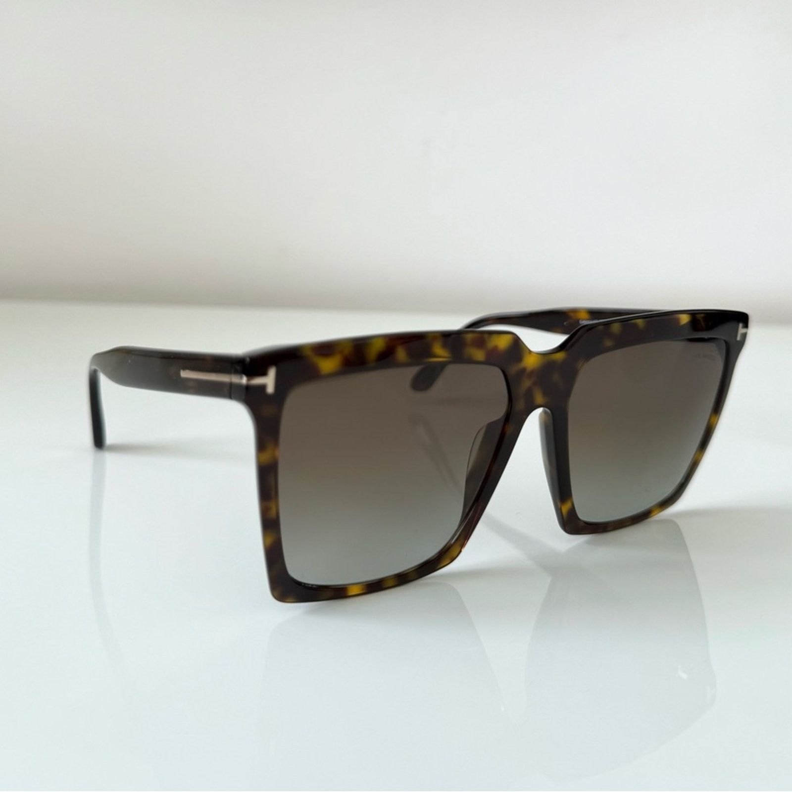 Tom Ford NEW!!! Tom Ford women sunglasses Sabrina 02 TF764 52H Size ONE SIZE - 3 Thumbnail