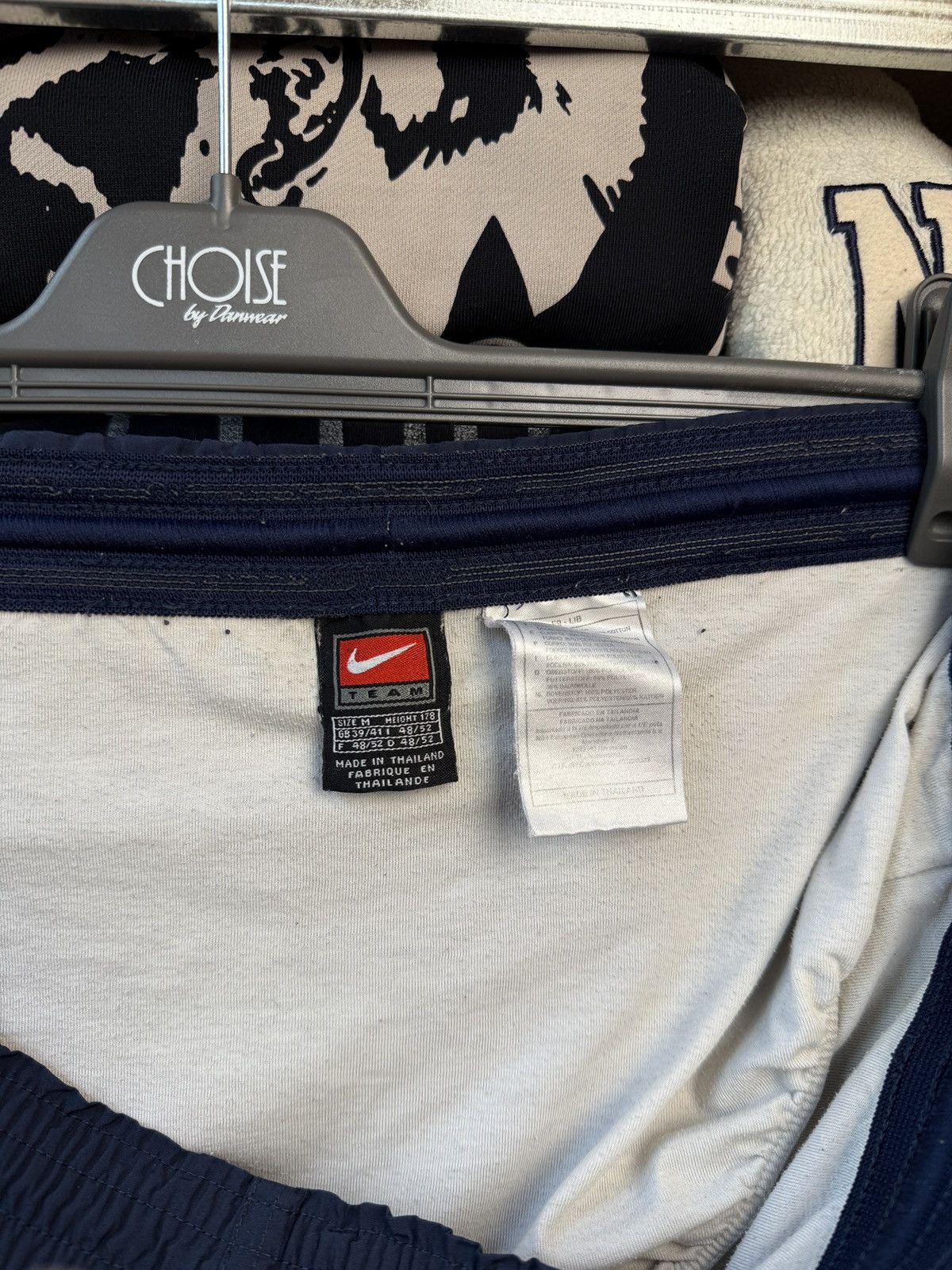 Nike × Vintage Vintage 90s Nike Arsenal Football shorts Rare Retro Hype Y2K Size US 34 / EU 50 - 5 Thumbnail