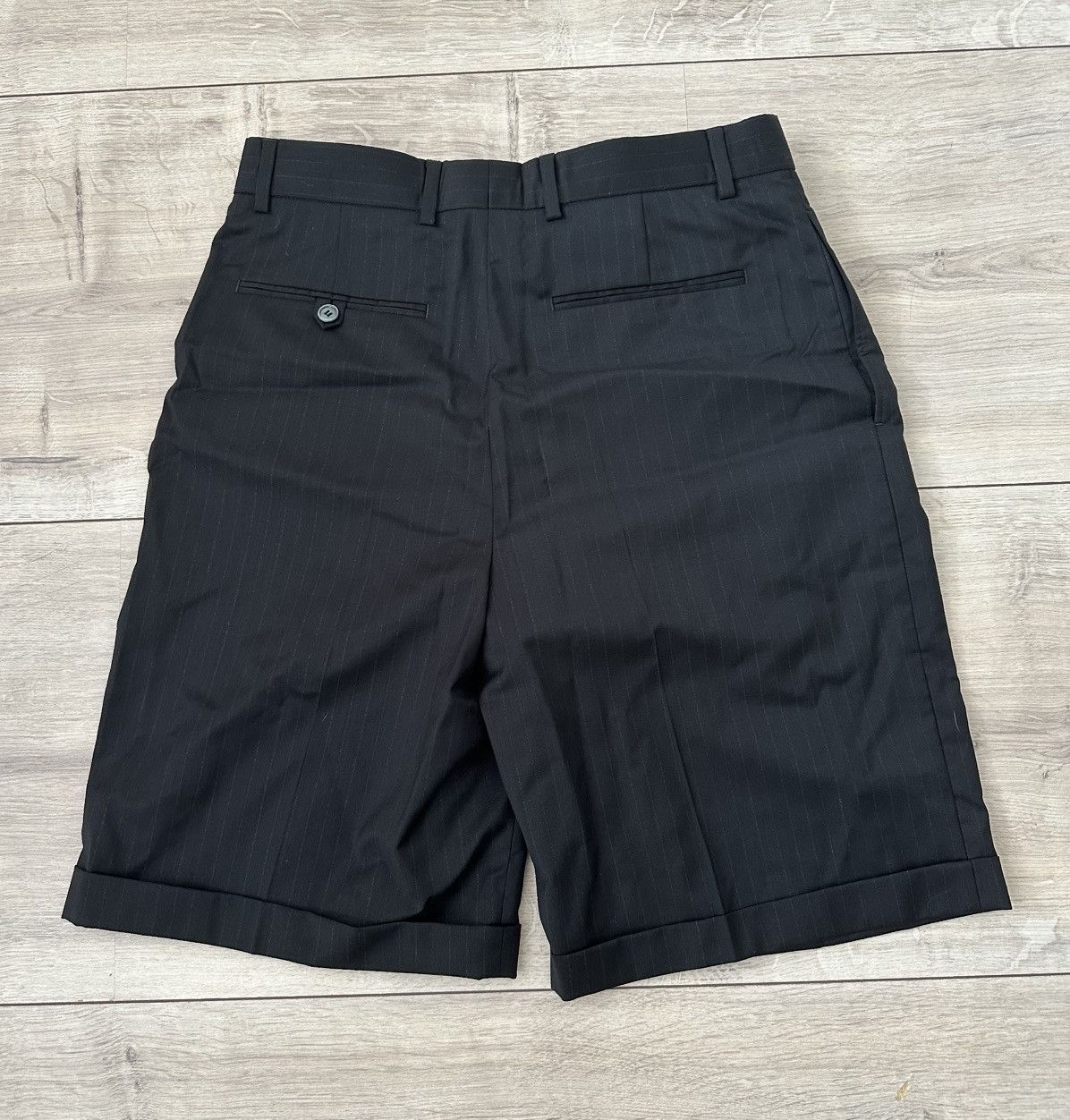 Acne Studios Tailored pinstripe shorts Size US 30 / EU 46 - 2 Thumbnail