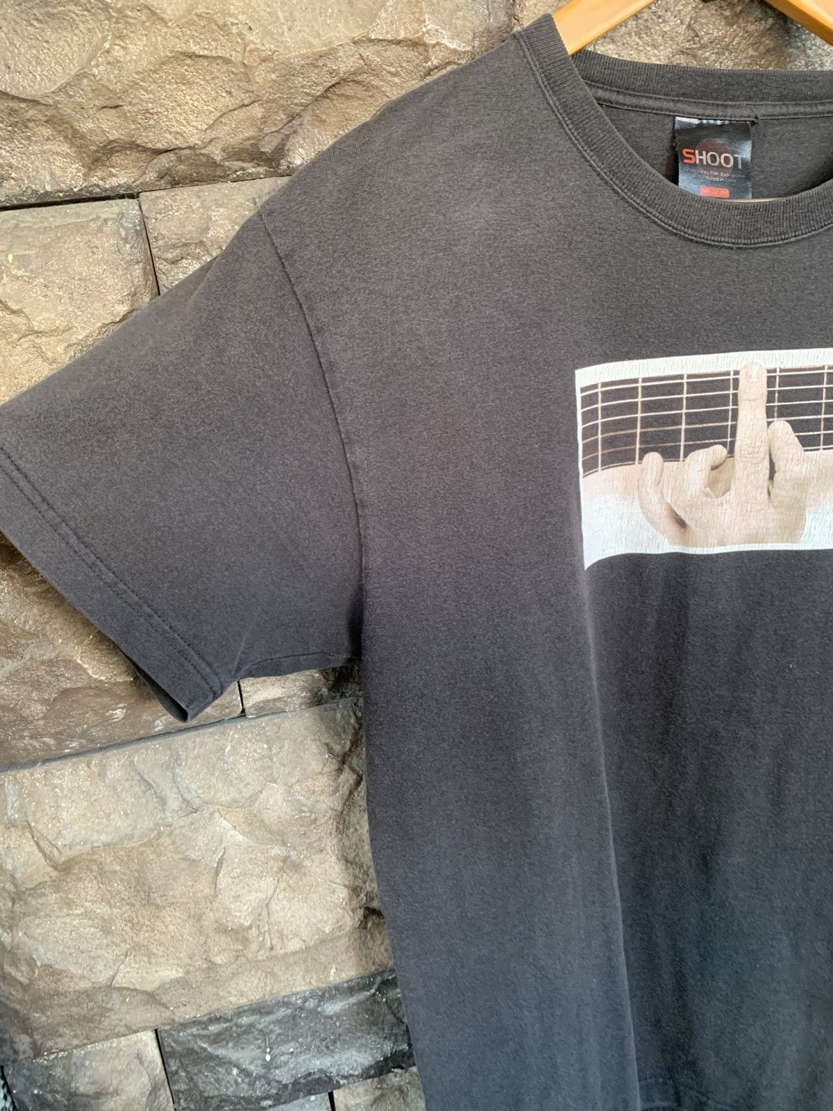 Band Tees Vintage Rodrigo Y Gabriela RYG Acoustic Guitar Duo T shirt Size US M / EU 48-50 / 2 - 4 Thumbnail