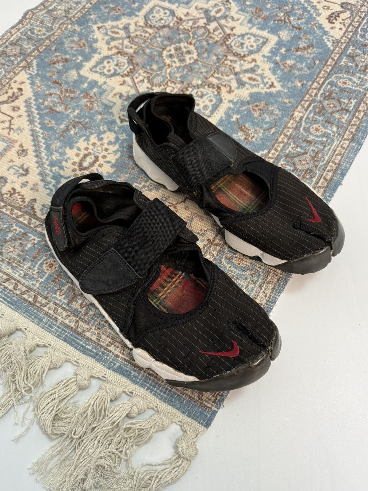 Nike Vintage 2000s Nike Air Rift Tabi Ninja Japanese Shoes 45,5 Size US 13 / EU 46 - 2 Thumbnail