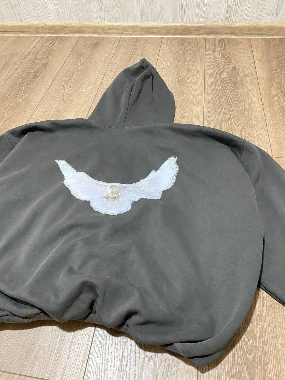BNWT Yeezy Gap Balenciaga Dove Hoodie