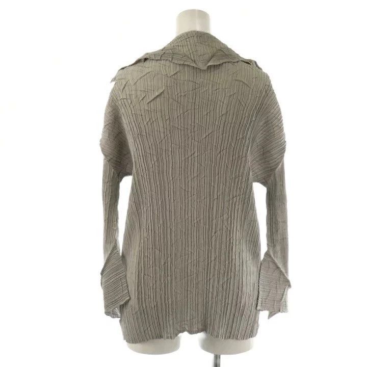 Issey Miyake Issey Miyake size;2 Grey pleated cardigan Size S / US 4 / IT 40 - 2 Thumbnail
