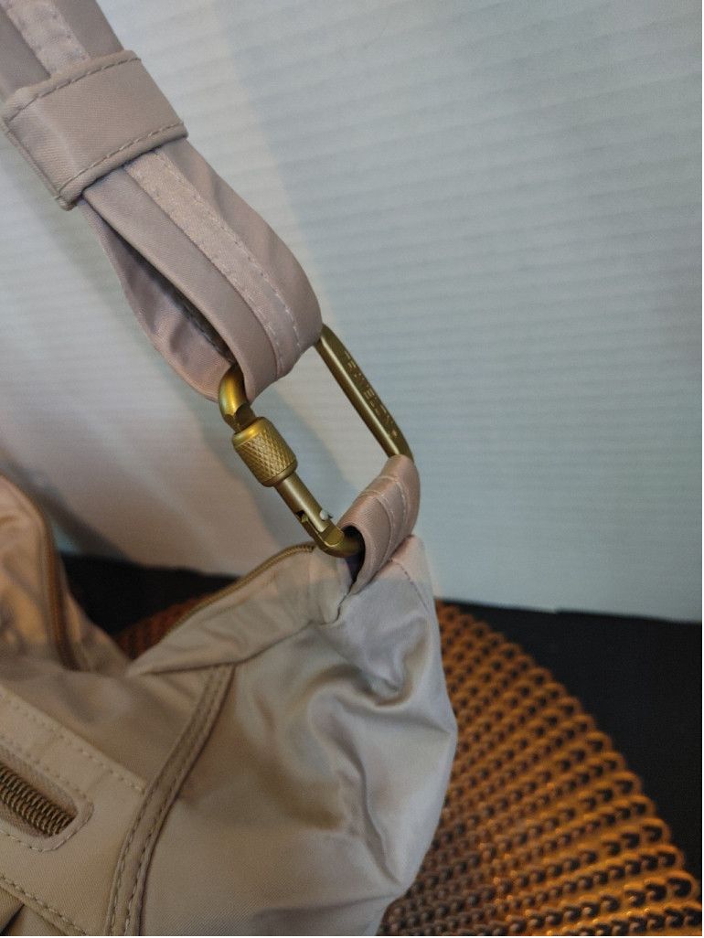 Away Travel Travelon RFID Blocking Crossbody & Wallet Seg Size ONE SIZE - 4 Thumbnail