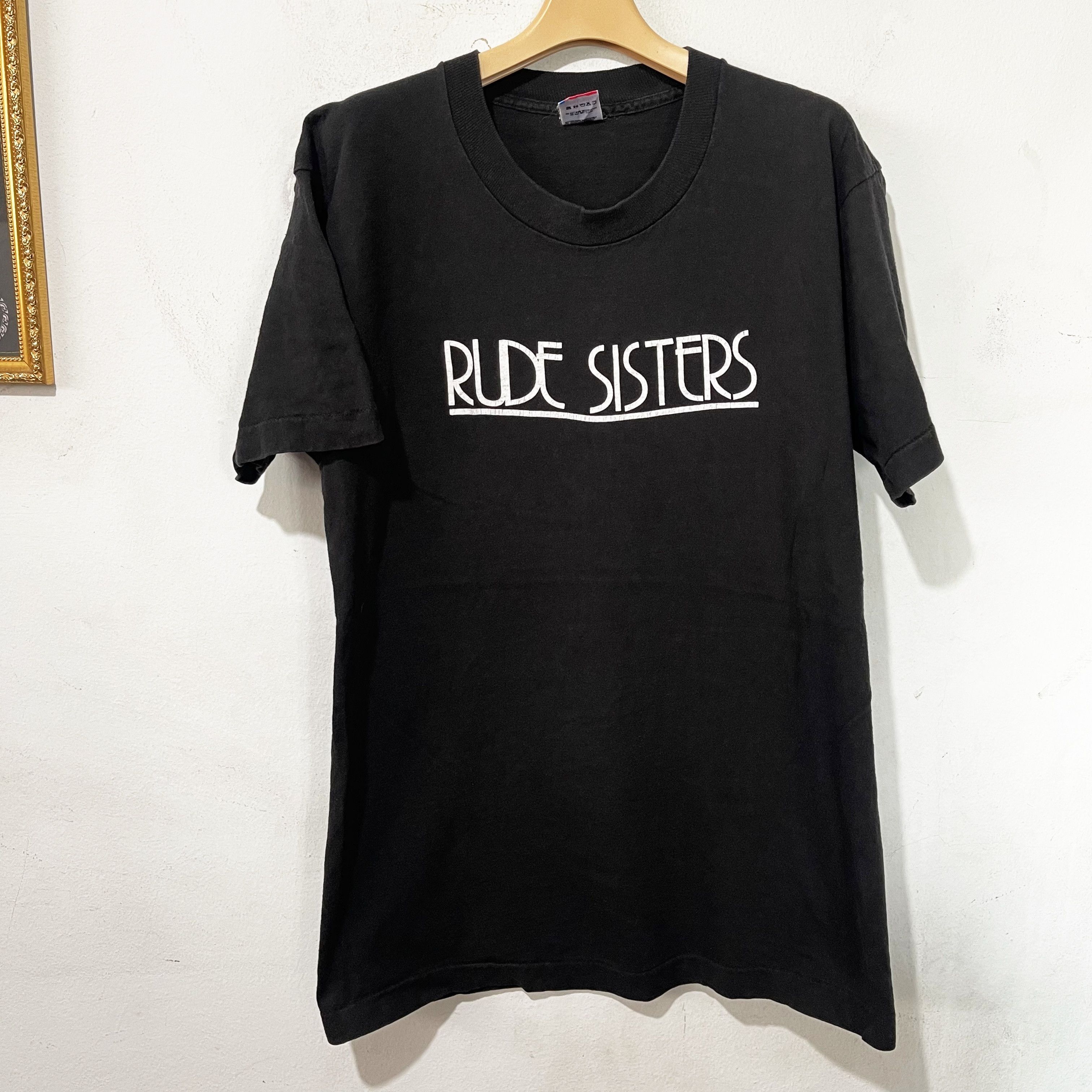 Vintage Vintage 90s Rude Sisters T-Shirt Size US L / EU 52-54 / 3 - 1 Thumbnail
