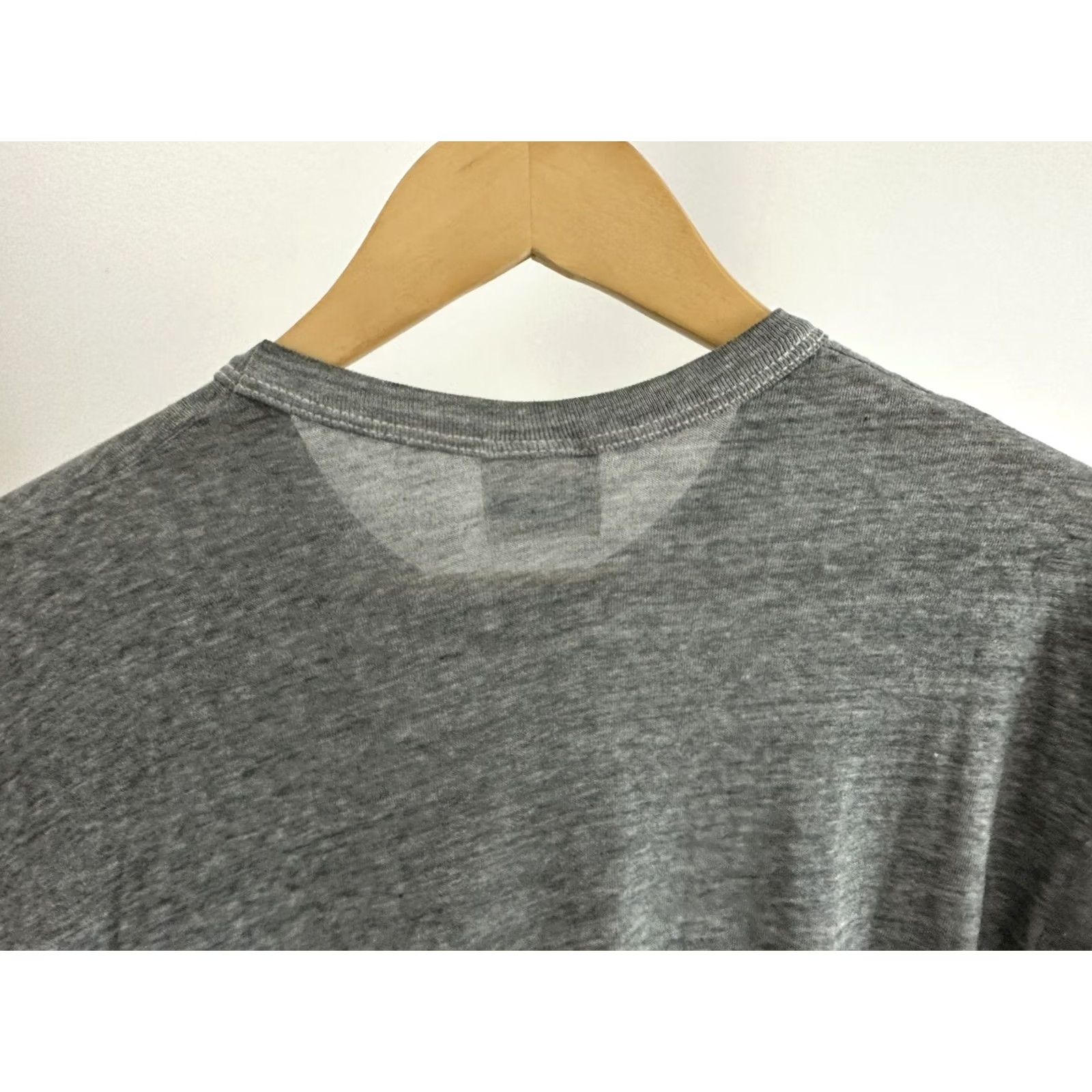 Hanes VINTAGE Hanes 80s T-Shirt L Gray USA Go HOG Wild In Vermont Pig Paper Thin Burnout Mens Size US L / EU 52-54 / 3 - 6 Thumbnail