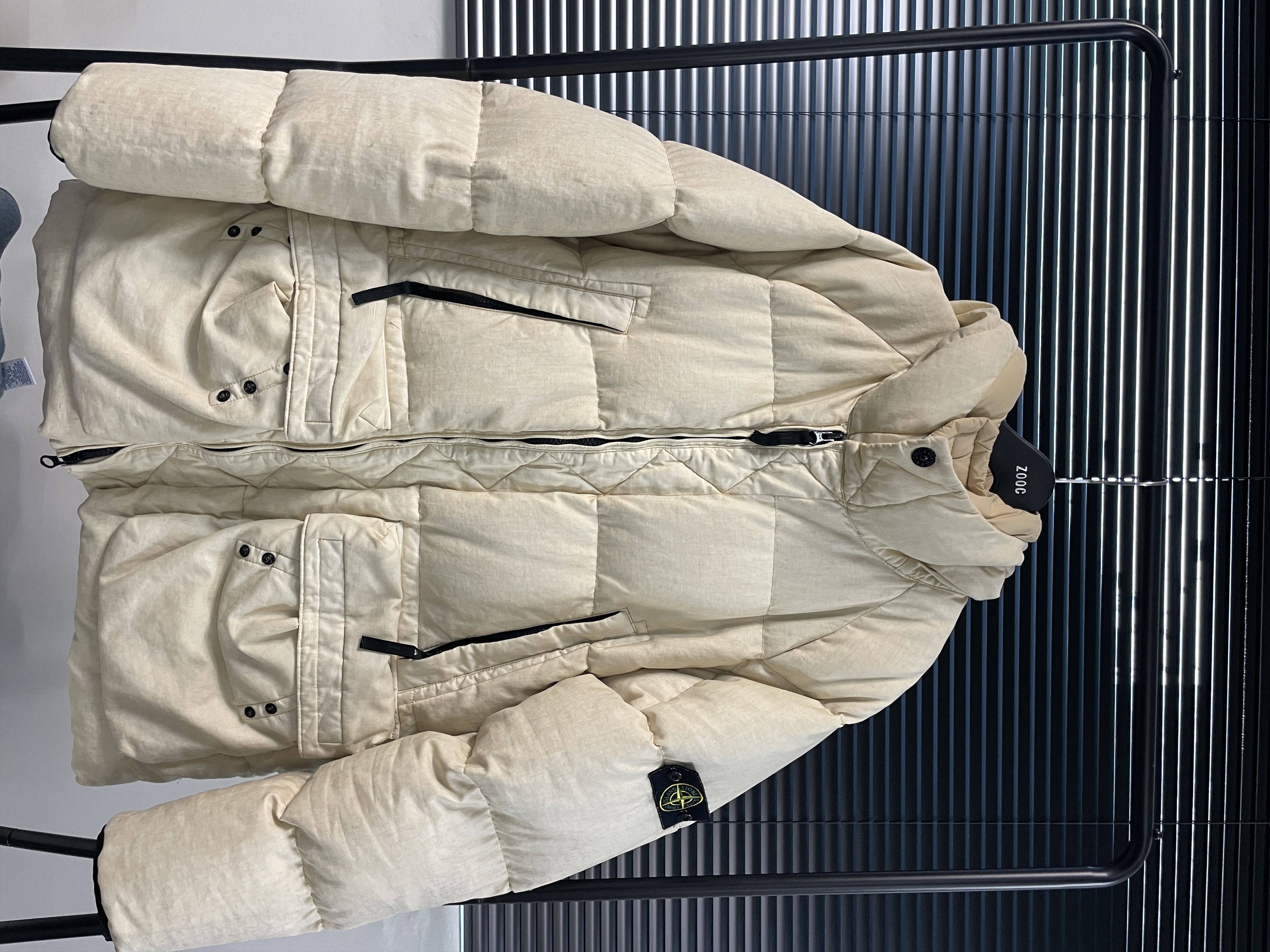 image of Barneys New York x Stone Island Lino Resinato Down Parka (Barney's Exclusive) in Cream (Size XL)