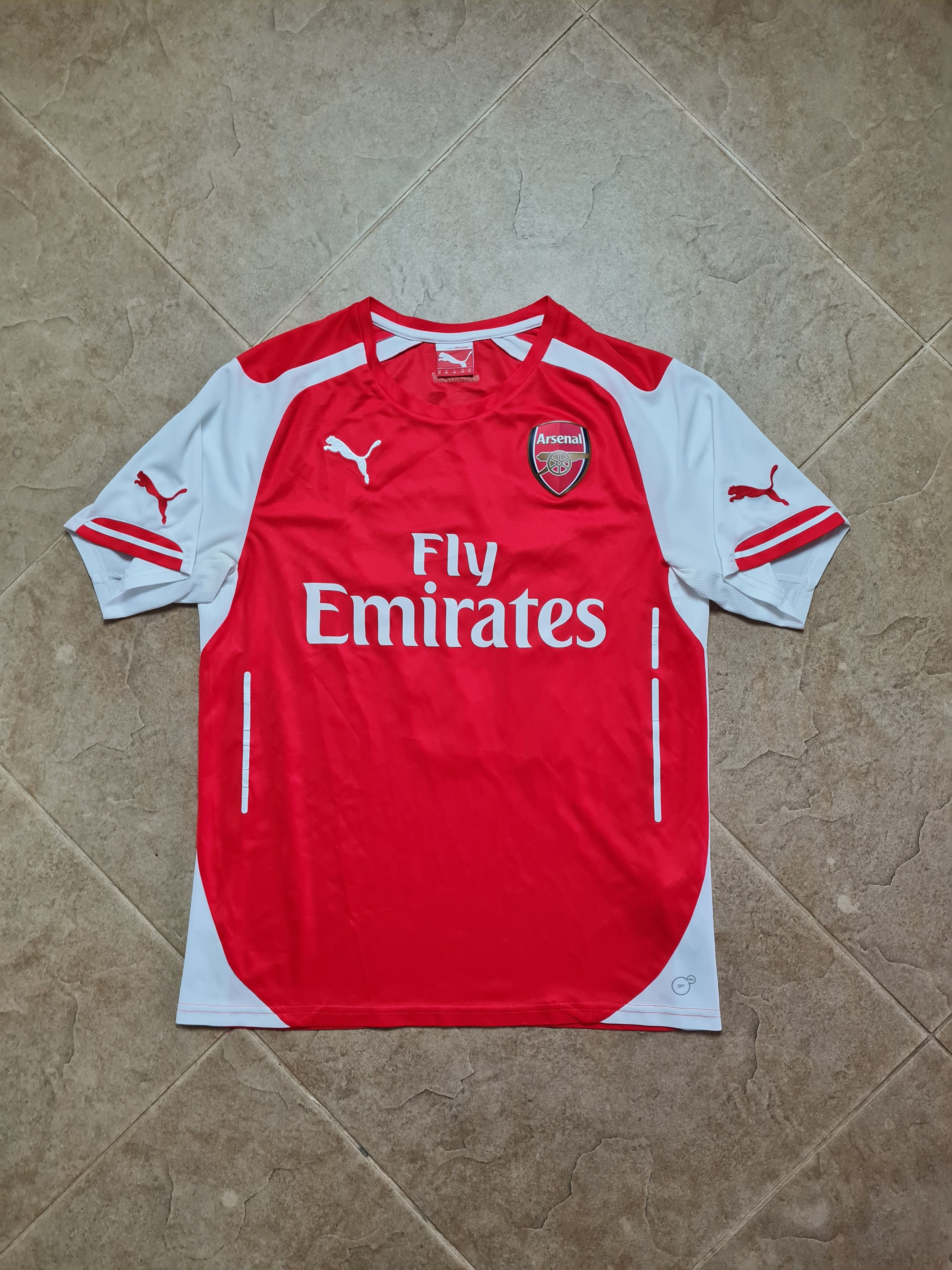 Puma Jersey Alexis Sanchez Arsenal London 2015 Puma Soccer Shirt Size US M / EU 48-50 / 2 - 6 Thumbnail