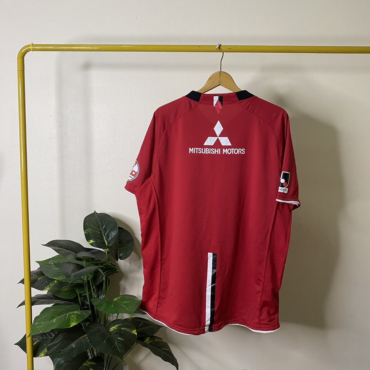 Nike Vintage 2008 Nike Urawa Red Diamonds 2008 Home Kit Jersey Size US XXL / EU 58 / 5 - 10 Thumbnail