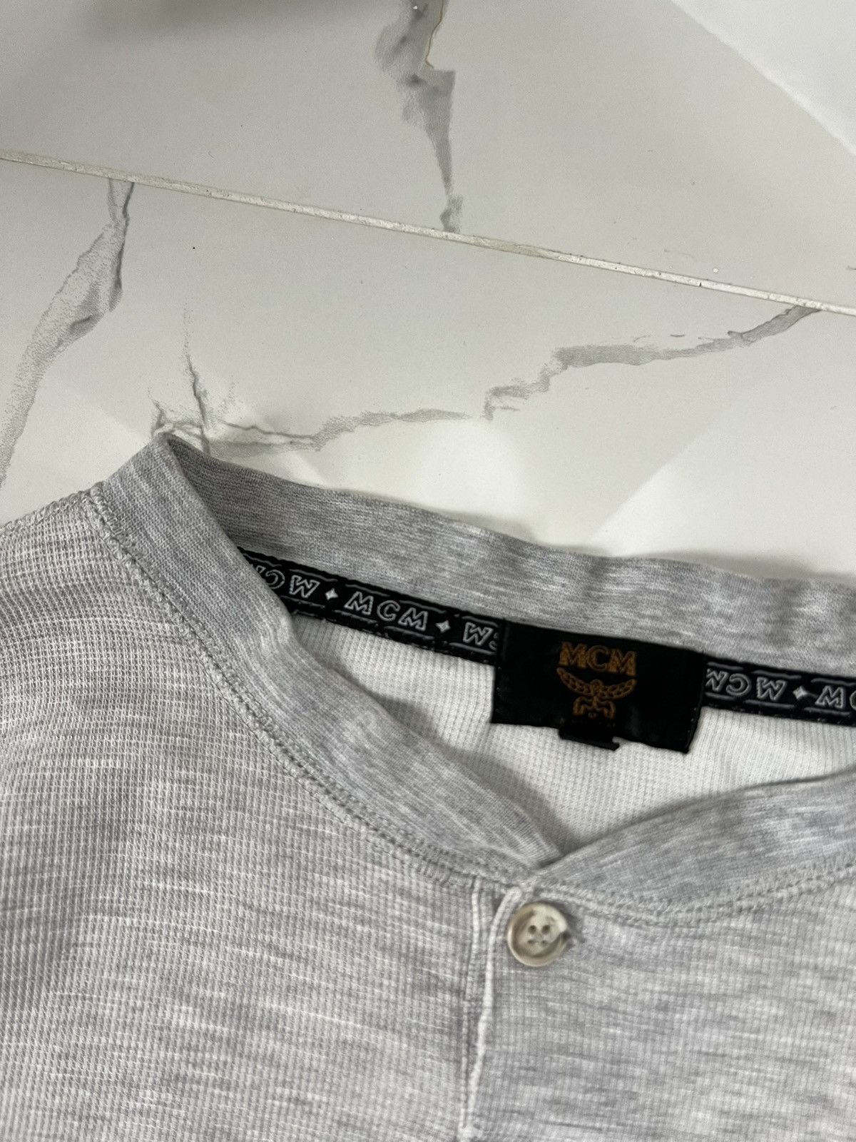 MCM × Vintage MCM LEGERE RARE Y2K POCKET LOGO OLD MONEY TEE RETRO Size US XL / EU 56 / 4 - 3 Thumbnail