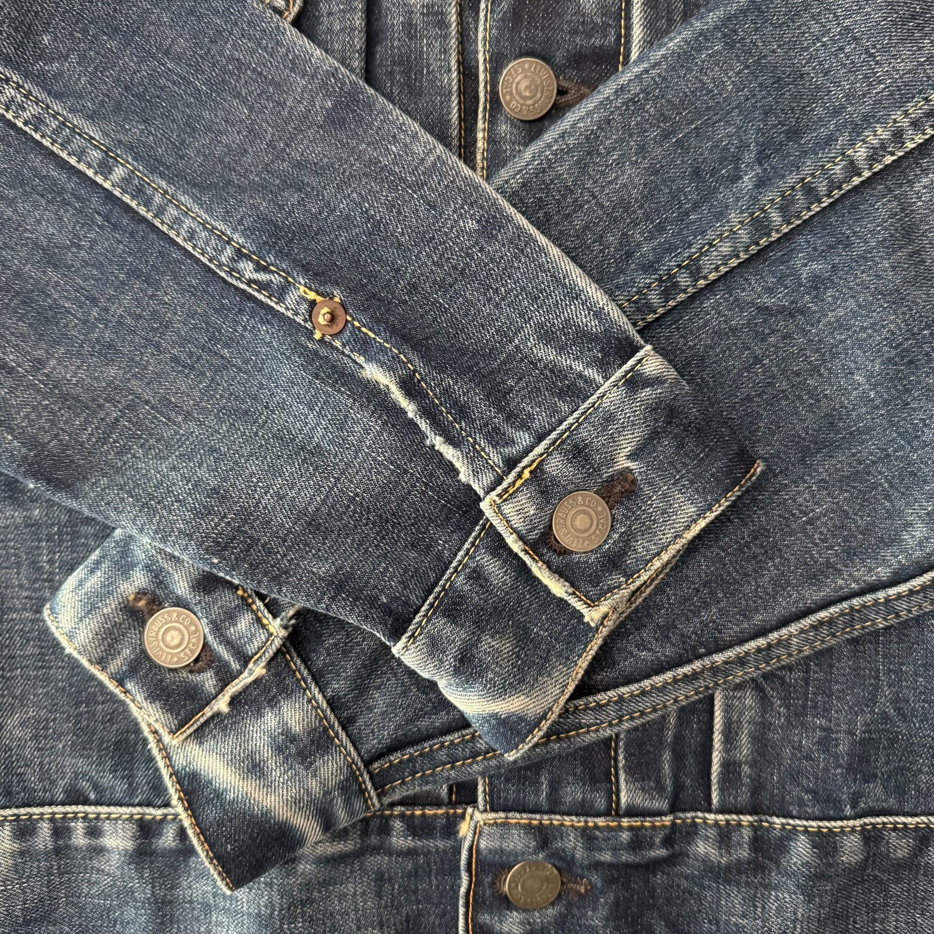 Levi's Vintage Clothing Levi's LVC507xx J22 Washed Denim Jacket Size US XXS / EU 40 - 6 Thumbnail