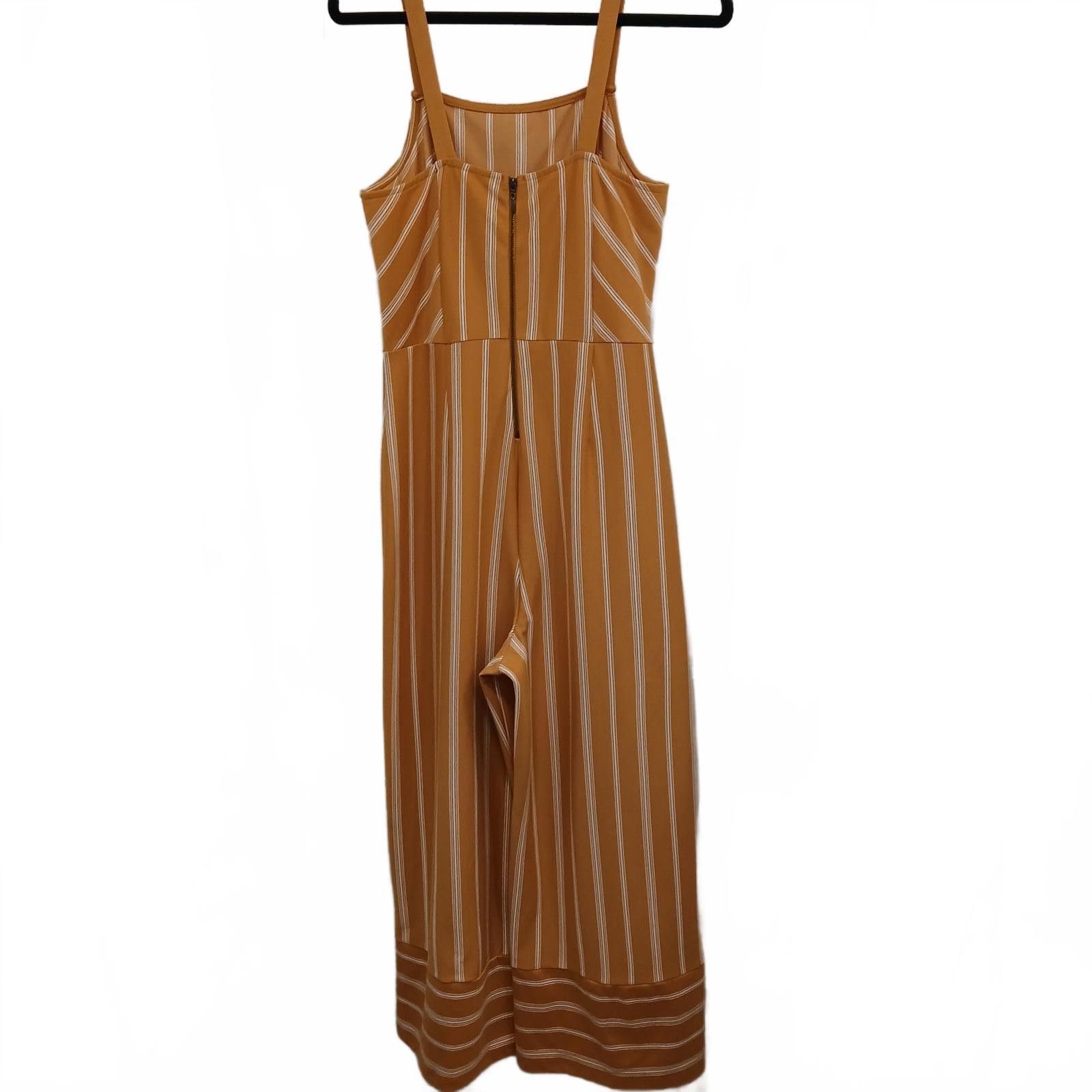 Designer Gold and White Striped Jumpsuit Xhilaration Medium Size ONE SIZE - 6 Thumbnail