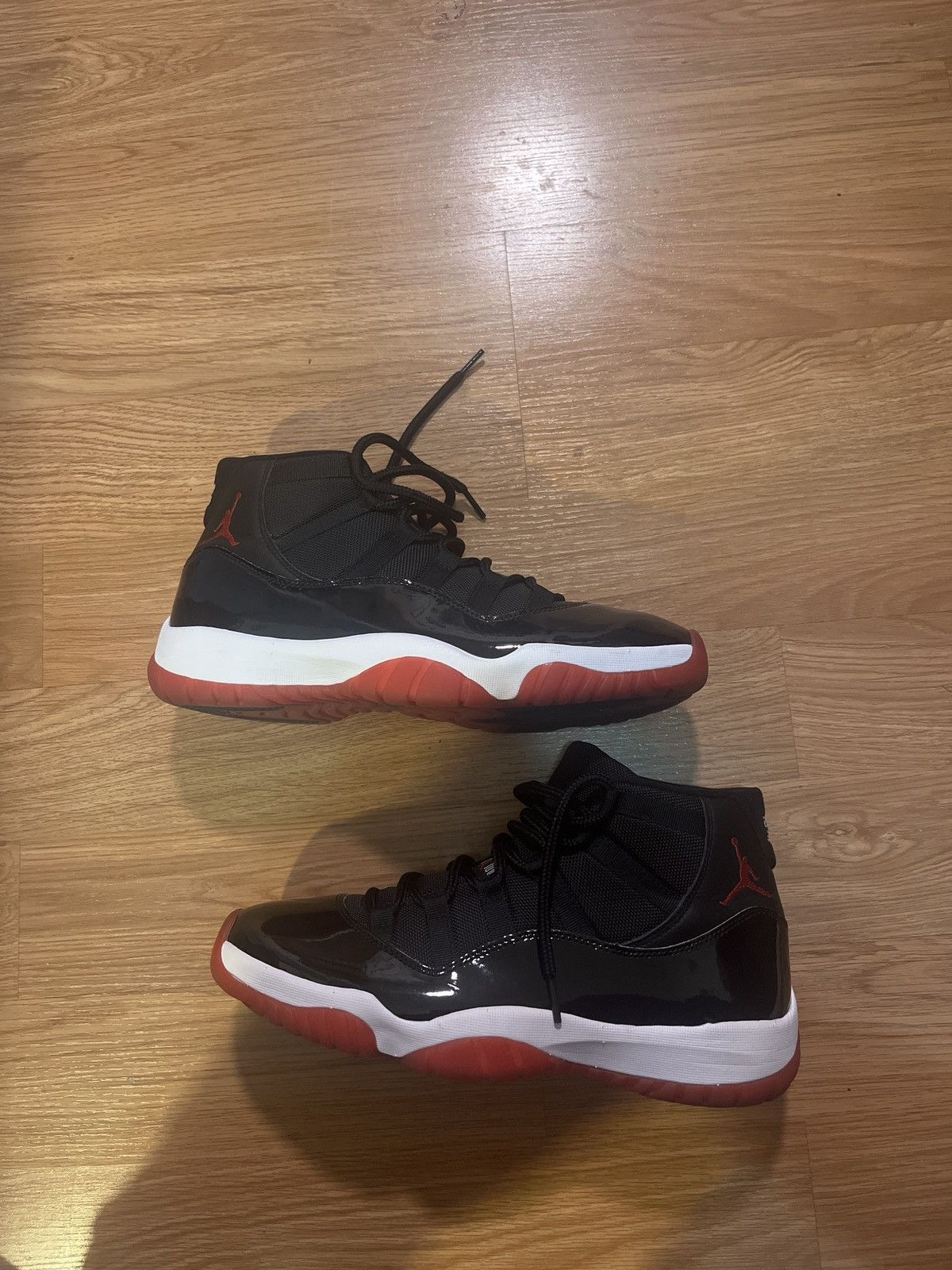 Jordan Brand Jordan 11 Bred Size US 11.5 / EU 44-45 - 1 Thumbnail