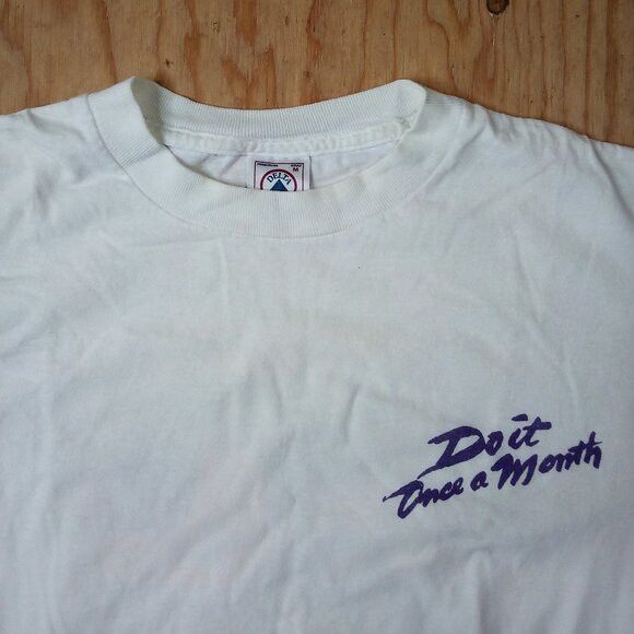 Vintage Vintage Full Moon Margarita Madness Bar T-Shirt Size US M / EU 48-50 / 2 - 2 Thumbnail
