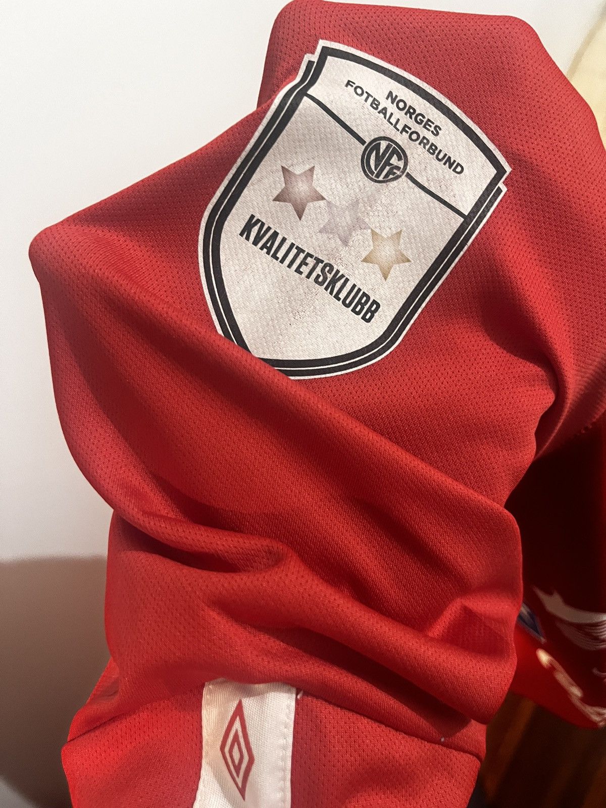 Umbro Lørenskog IF matchworn Size US M / EU 48-50 / 2 - 3 Thumbnail